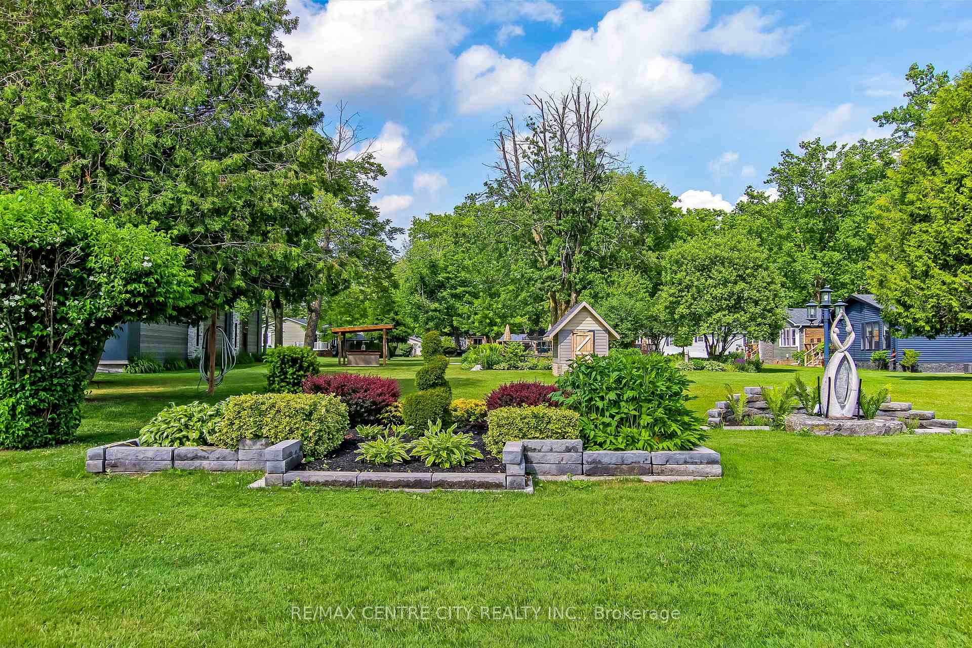 Photo 25 of Unit 30, 22790 Amiens Road, Middlesex Centre, Rural Middlesex Centre — HOMEH