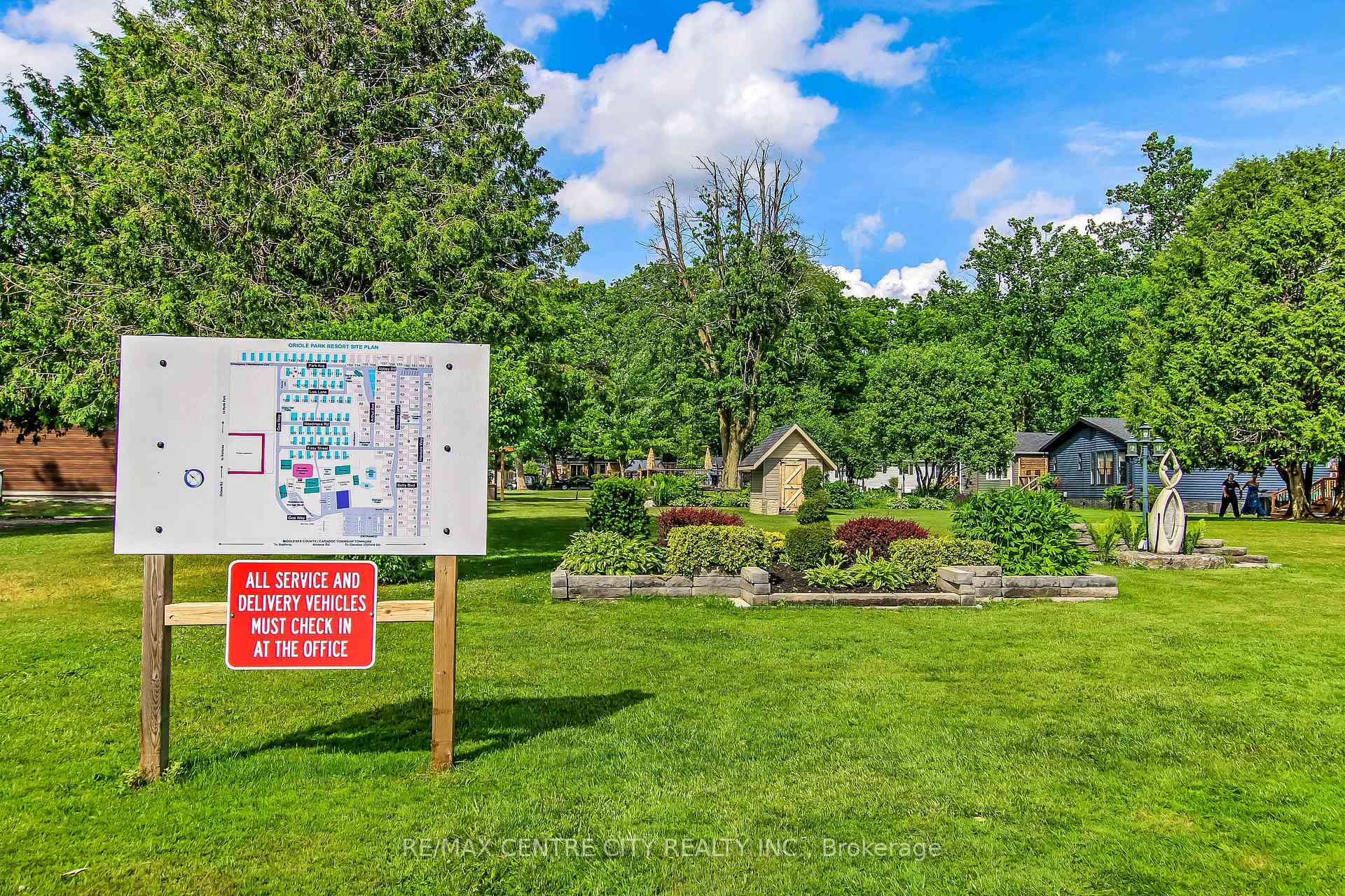 Photo 30 of Unit 30, 22790 Amiens Road, Middlesex Centre, Rural Middlesex Centre — HOMEH