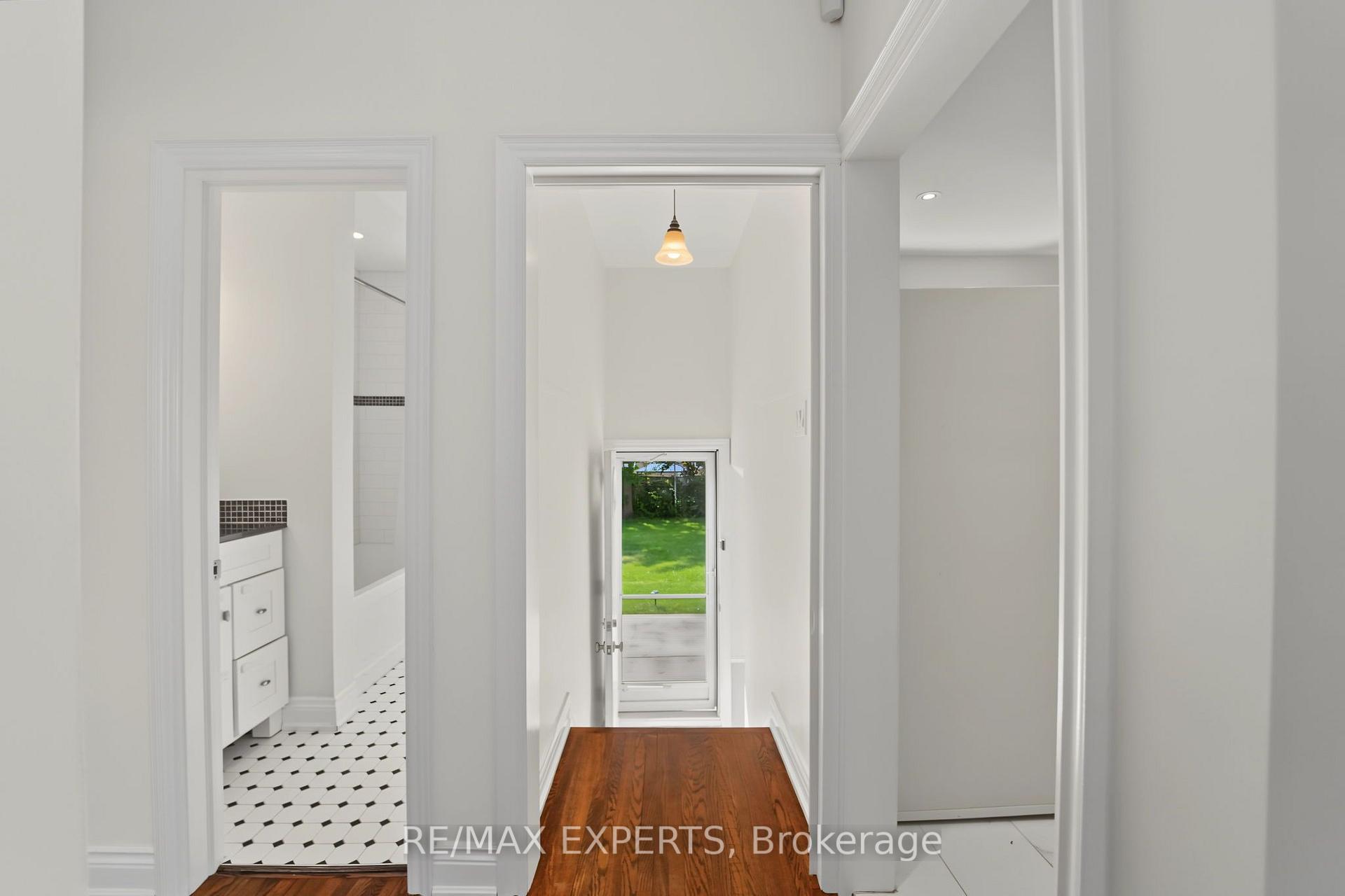 Photo 23 of 8 Palamar Road, North York, Downsview-Roding-CFB — HOMEH