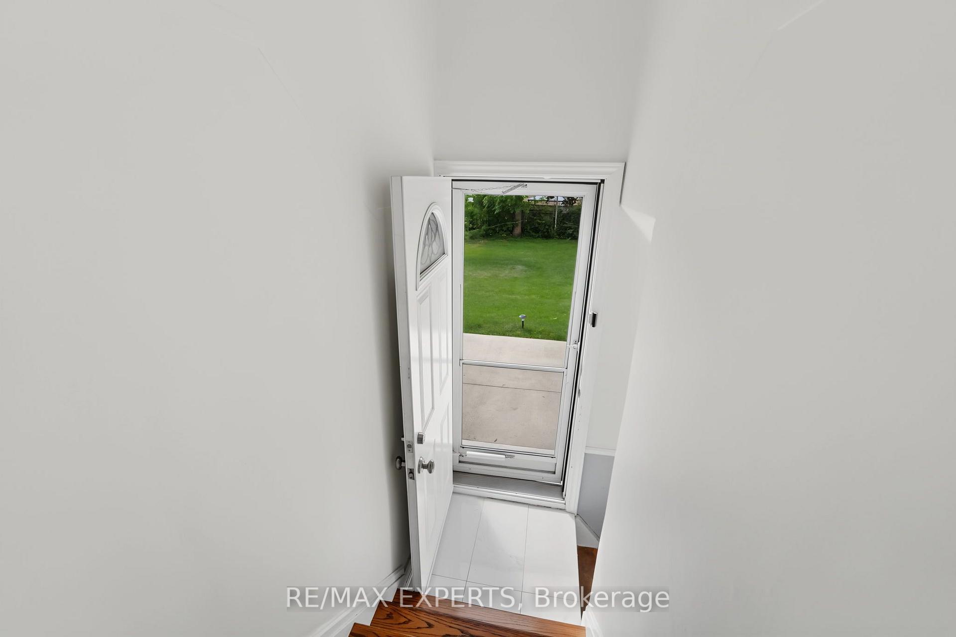 Photo 31 of 8 Palamar Road, North York, Downsview-Roding-CFB — HOMEH