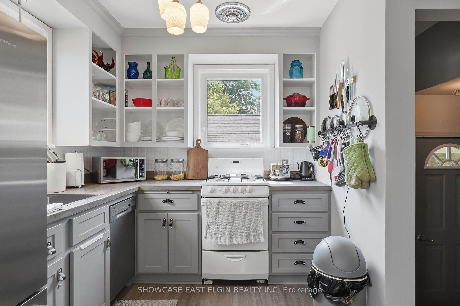 Photo 14 of 122 Redan Street, St. Thomas — HOMEH