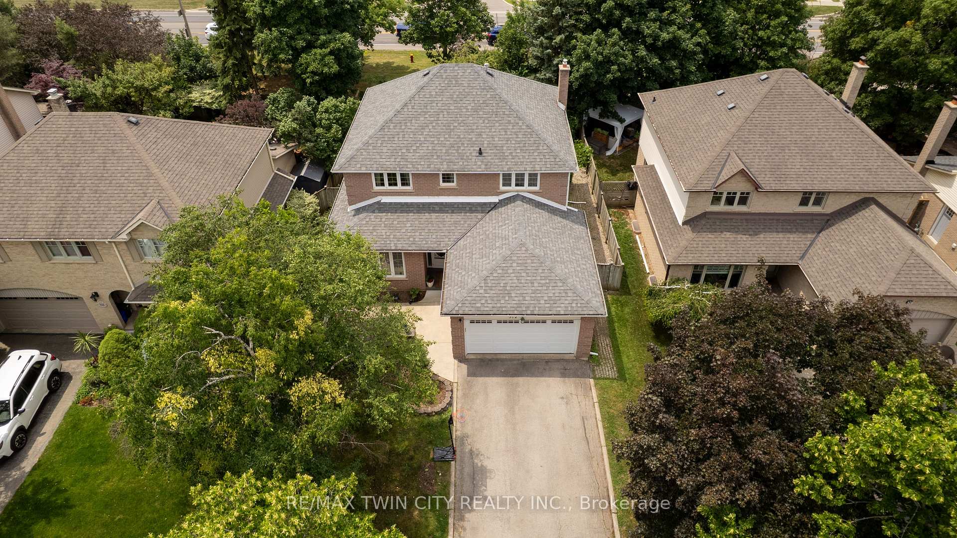 Photo 42 of 512 Hawthorne Crescent, Milton, Bronte Meadows — HOMEH
