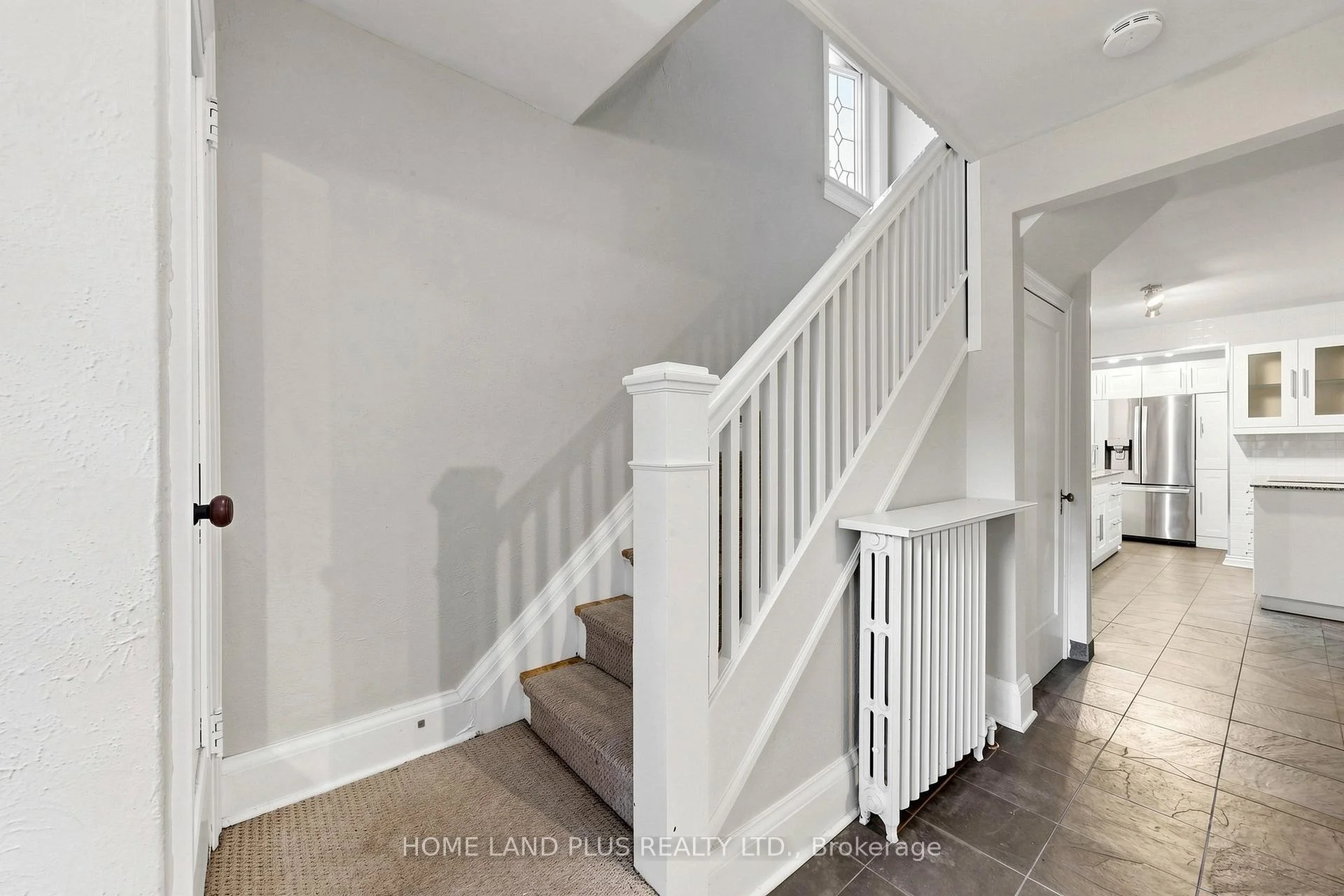 Photo 23 of 57 Mann Avenue, Toronto, Mount Pleasant East — HOMEH