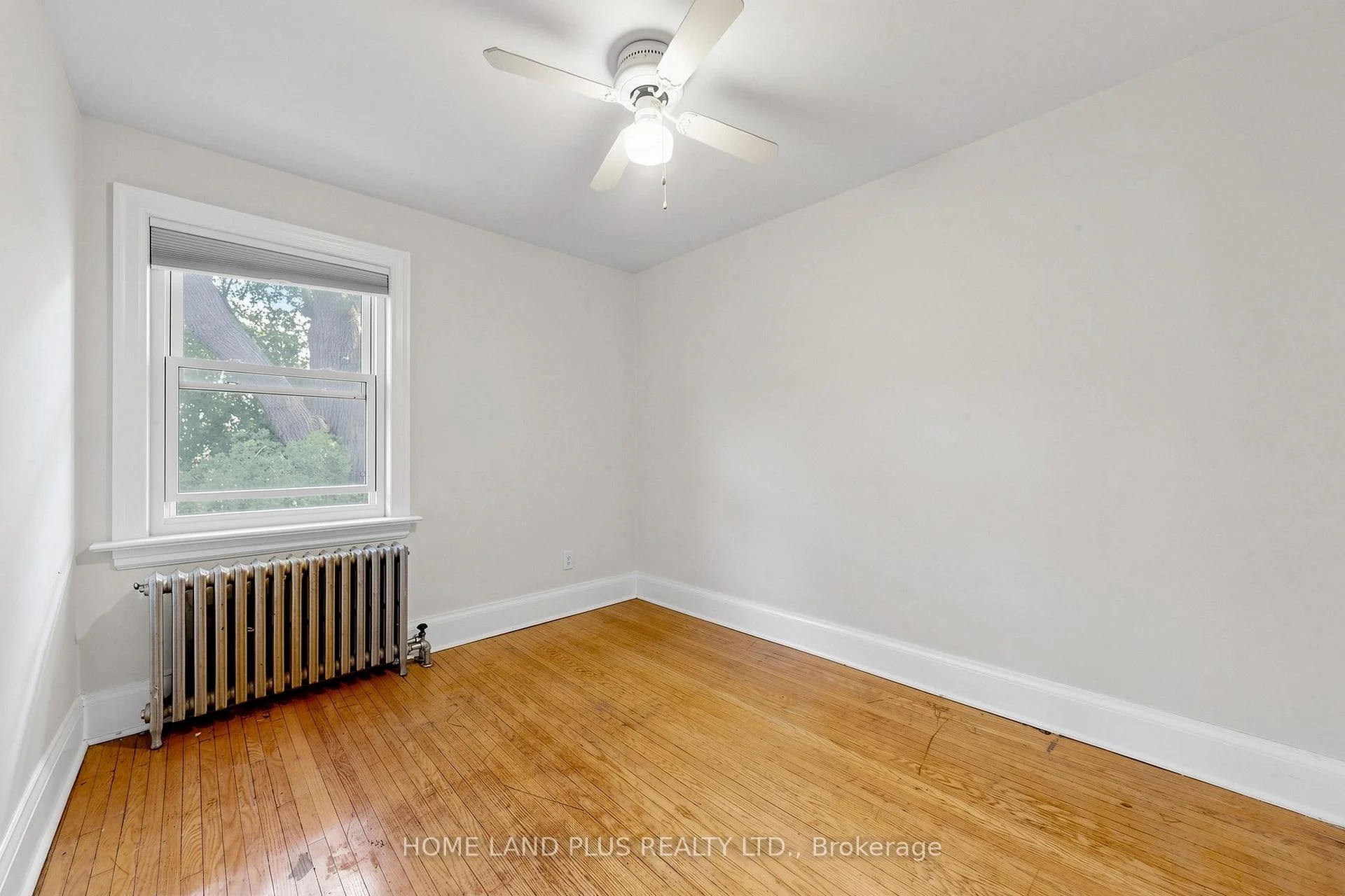 Photo 24 of 57 Mann Avenue, Toronto, Mount Pleasant East — HOMEH
