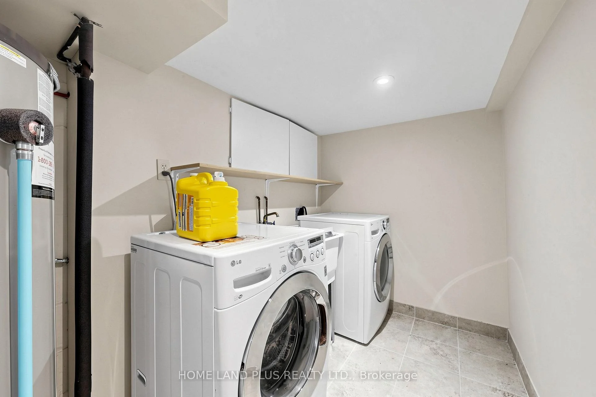 Photo 37 of 57 Mann Avenue, Toronto, Mount Pleasant East — HOMEH