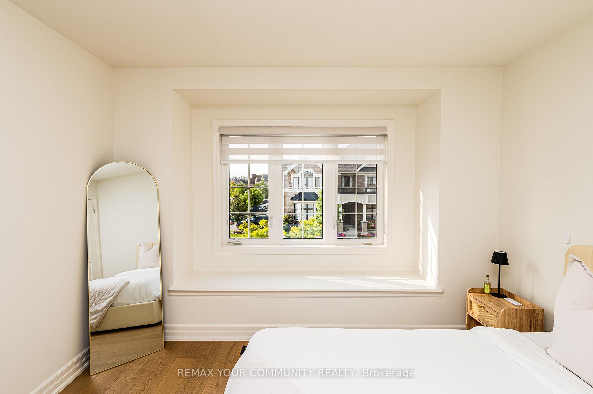 Photo 16 of 26 Faust Ridge, Vaughan, Kleinburg — HOMEH