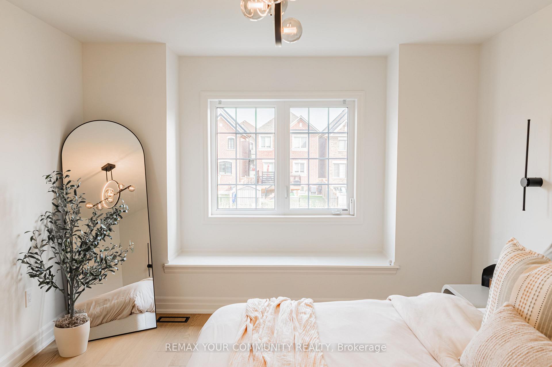 Photo 22 of 26 Faust Ridge, Vaughan, Kleinburg — HOMEH
