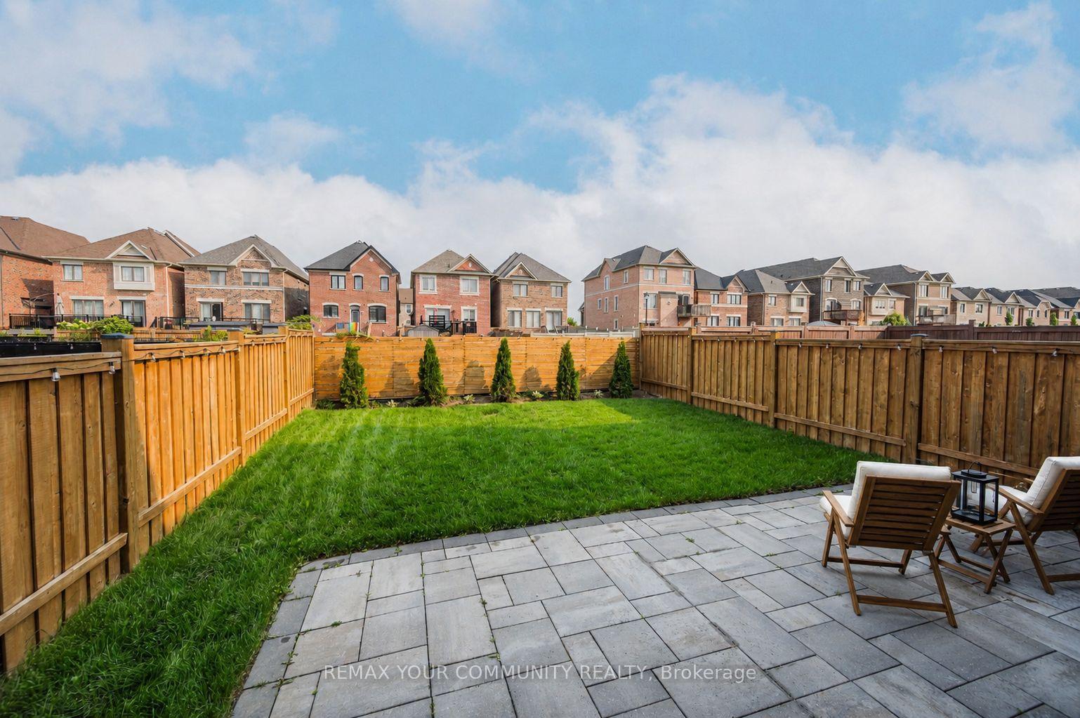 Photo 32 of 26 Faust Ridge, Vaughan, Kleinburg — HOMEH