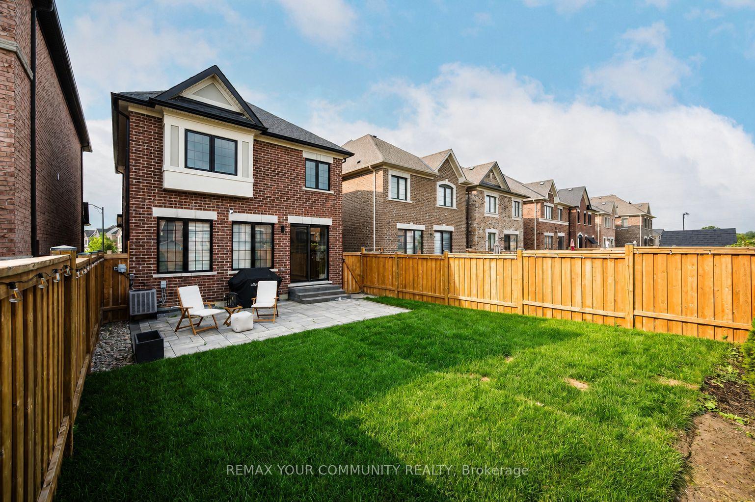 Photo 33 of 26 Faust Ridge, Vaughan, Kleinburg — HOMEH