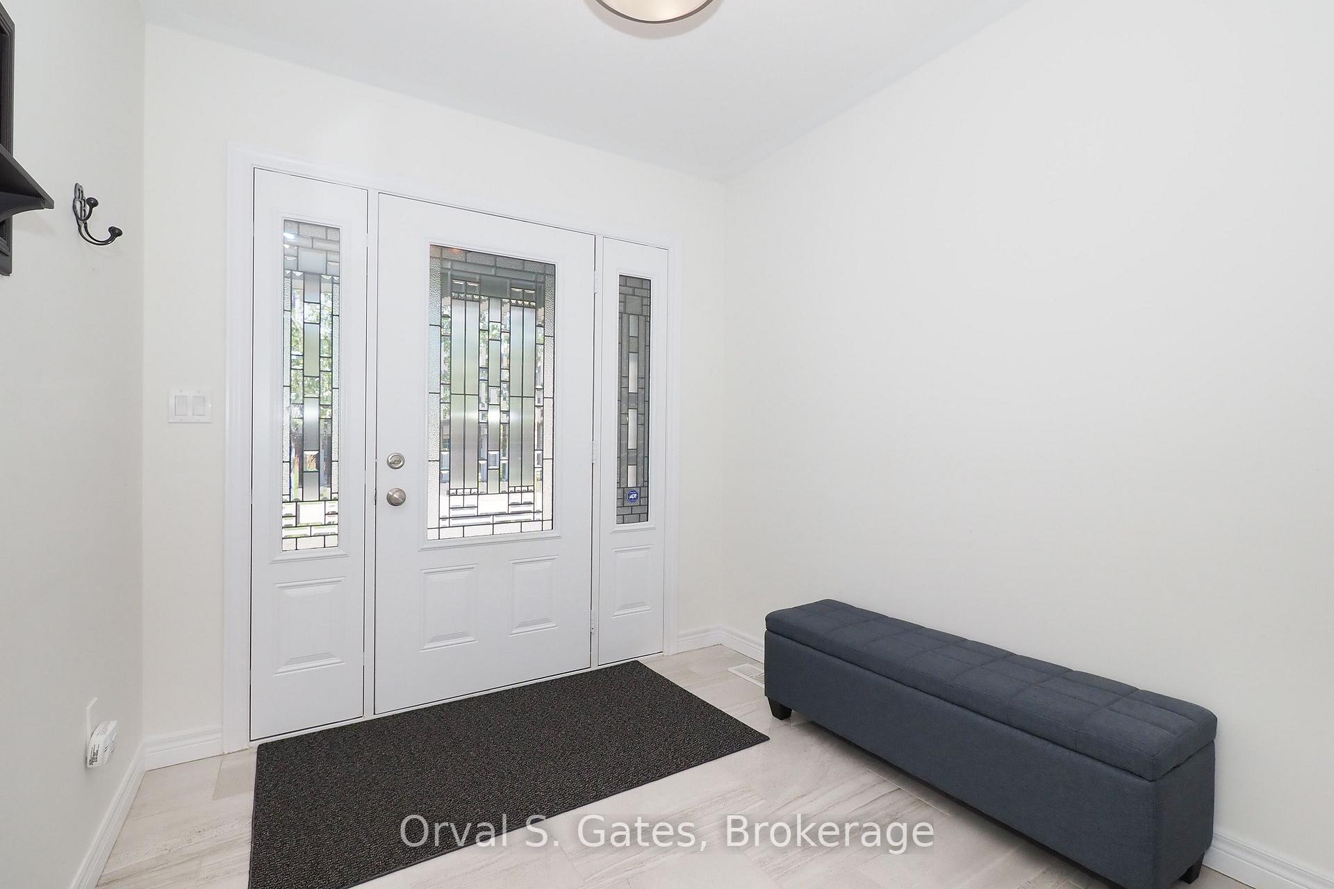 Photo 5 of 31 Juniper Street, Guelph/Eramosa, Rockwood — HOMEH