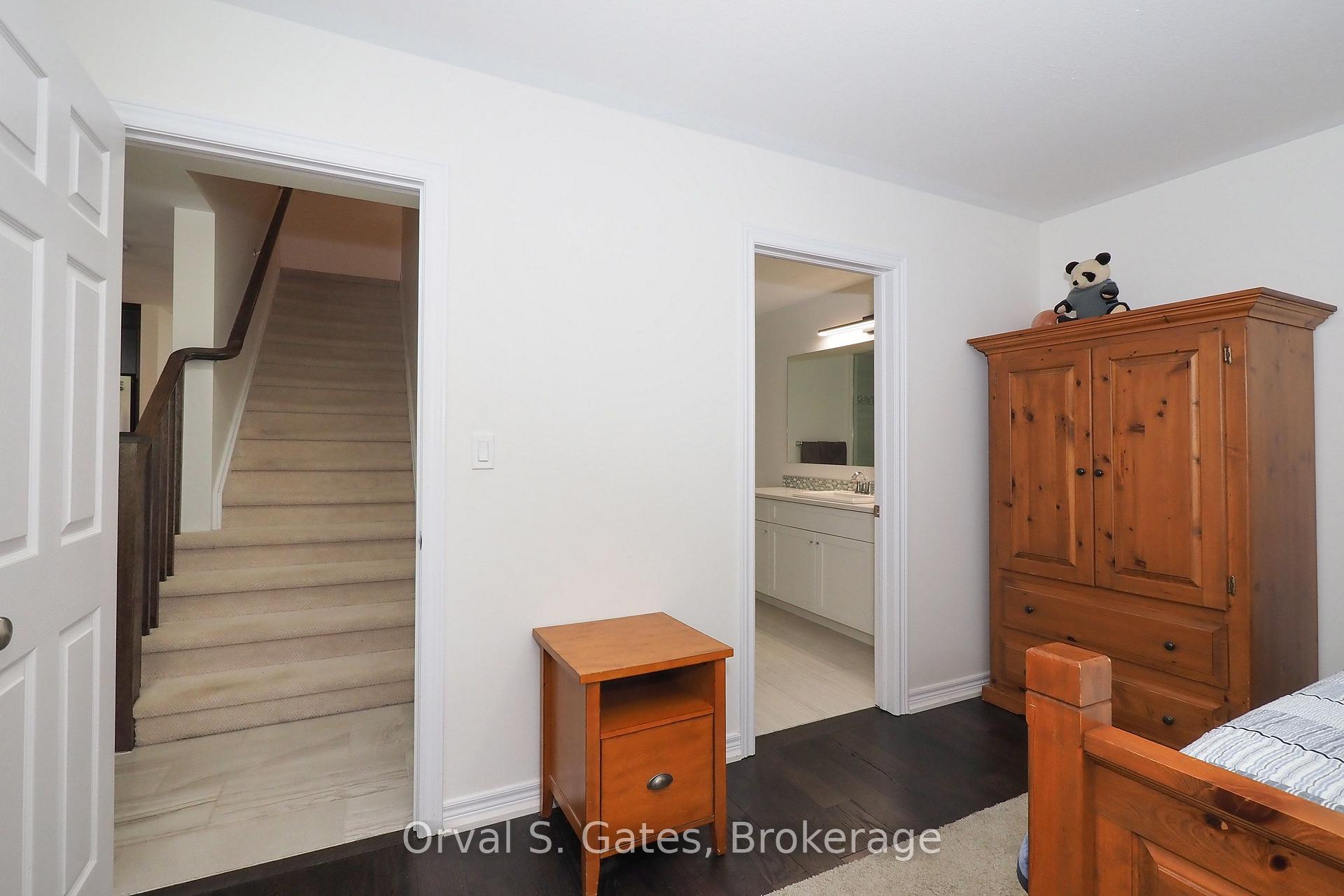 Photo 16 of 31 Juniper Street, Guelph/Eramosa, Rockwood — HOMEH