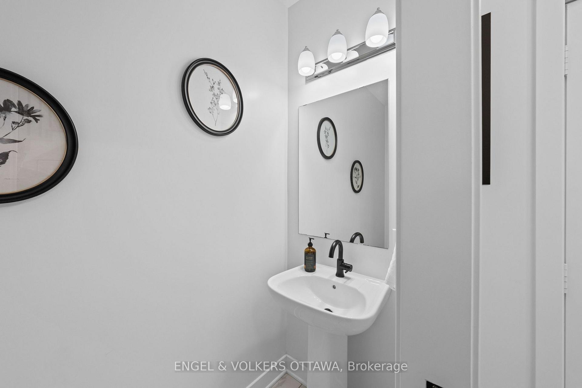 Photo 9 of 167 Longworth Avenue, Ottawa, Leitrim — HOMEH