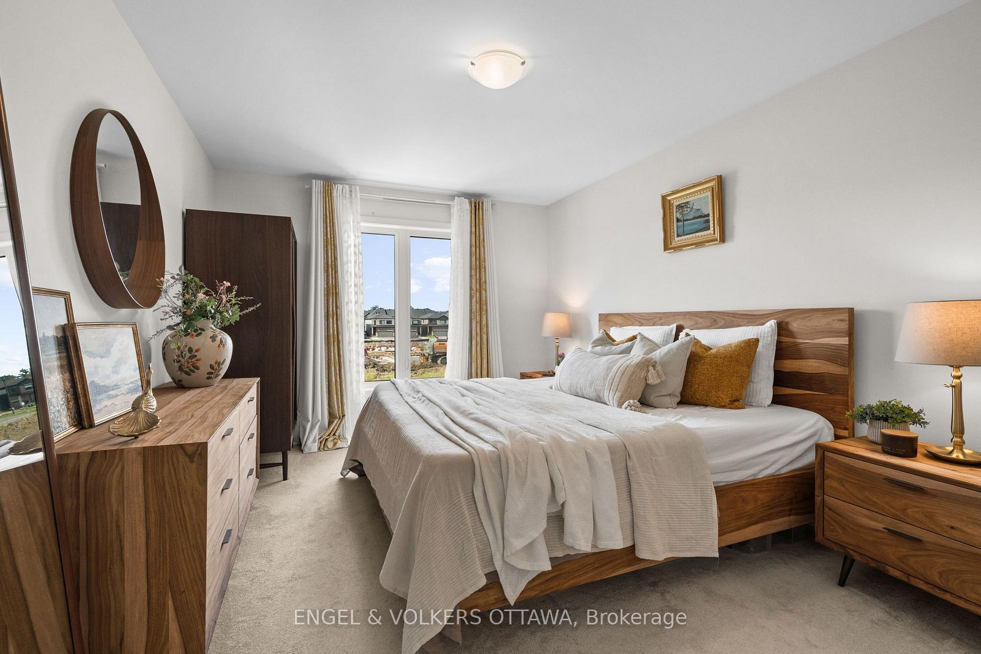 Photo 11 of 167 Longworth Avenue, Ottawa, Leitrim — HOMEH