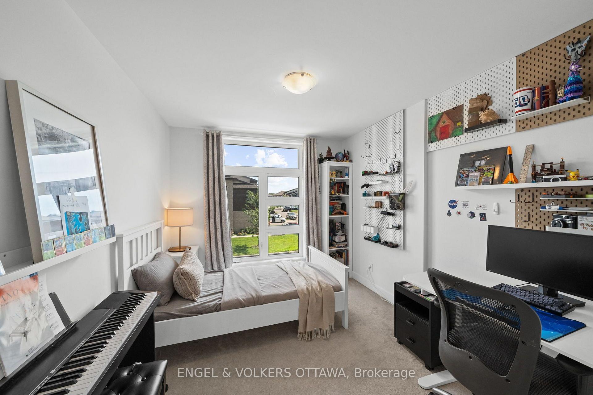 Photo 17 of 167 Longworth Avenue, Ottawa, Leitrim — HOMEH