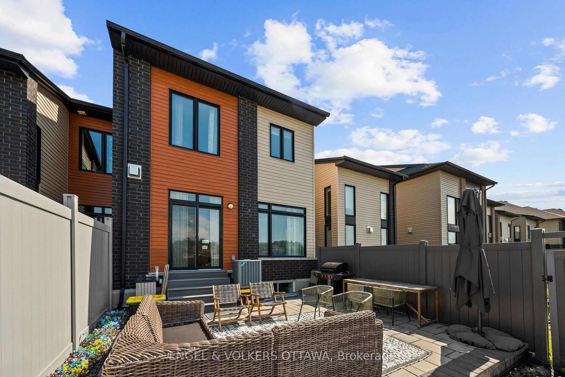 Photo 25 of 167 Longworth Avenue, Ottawa, Leitrim — HOMEH