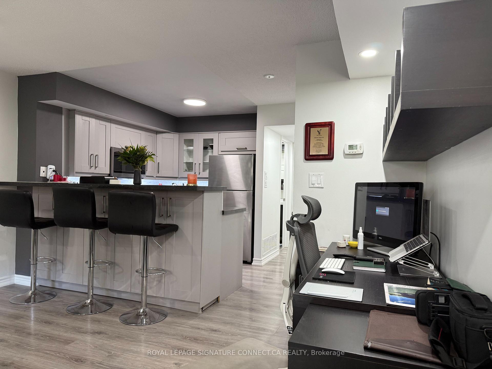 Photo 6 of Unit TH39, 208 Niagara Street, Toronto, Niagara — HOMEH