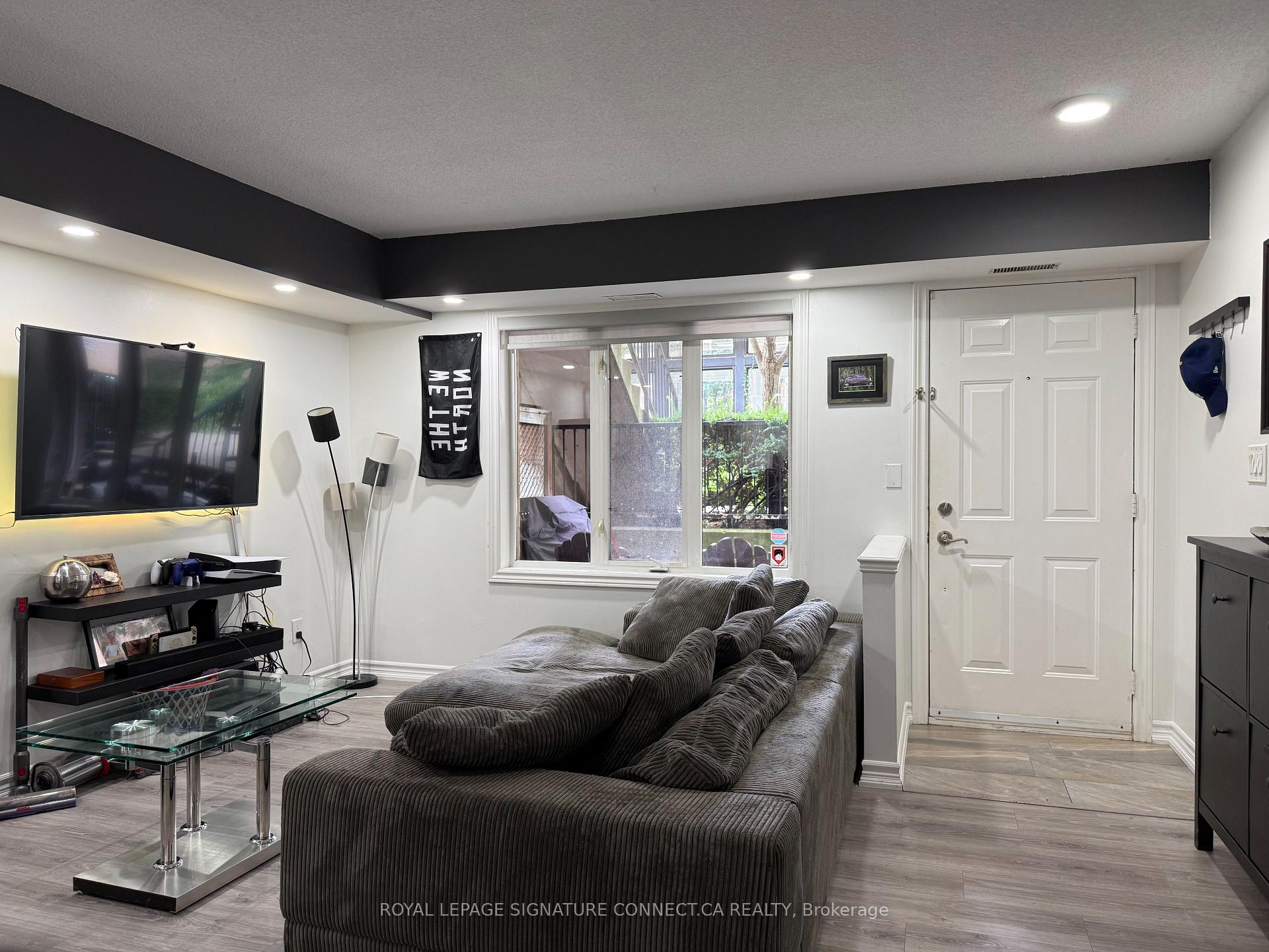 Photo 8 of Unit TH39, 208 Niagara Street, Toronto, Niagara — HOMEH