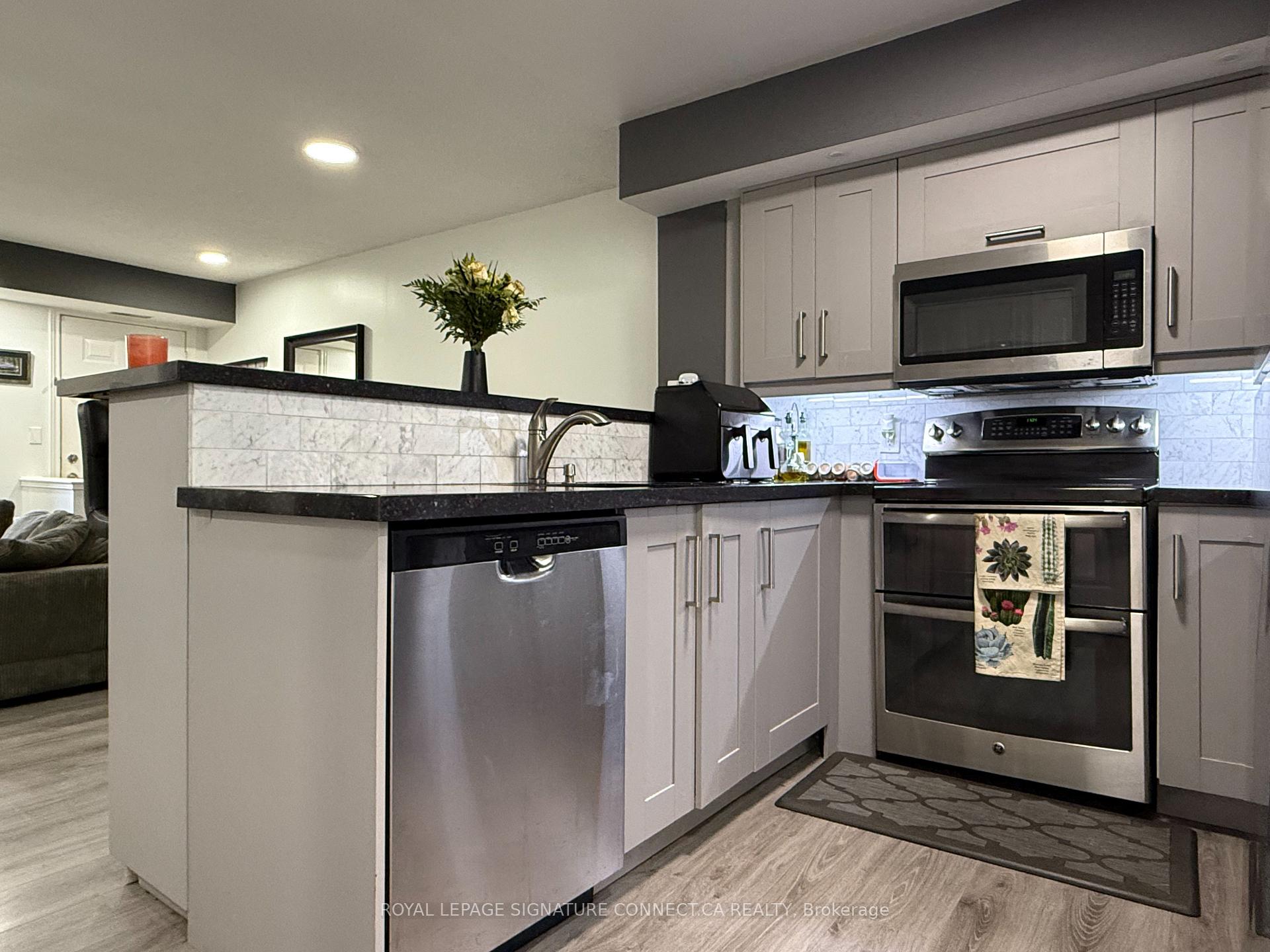 Photo 9 of Unit TH39, 208 Niagara Street, Toronto, Niagara — HOMEH