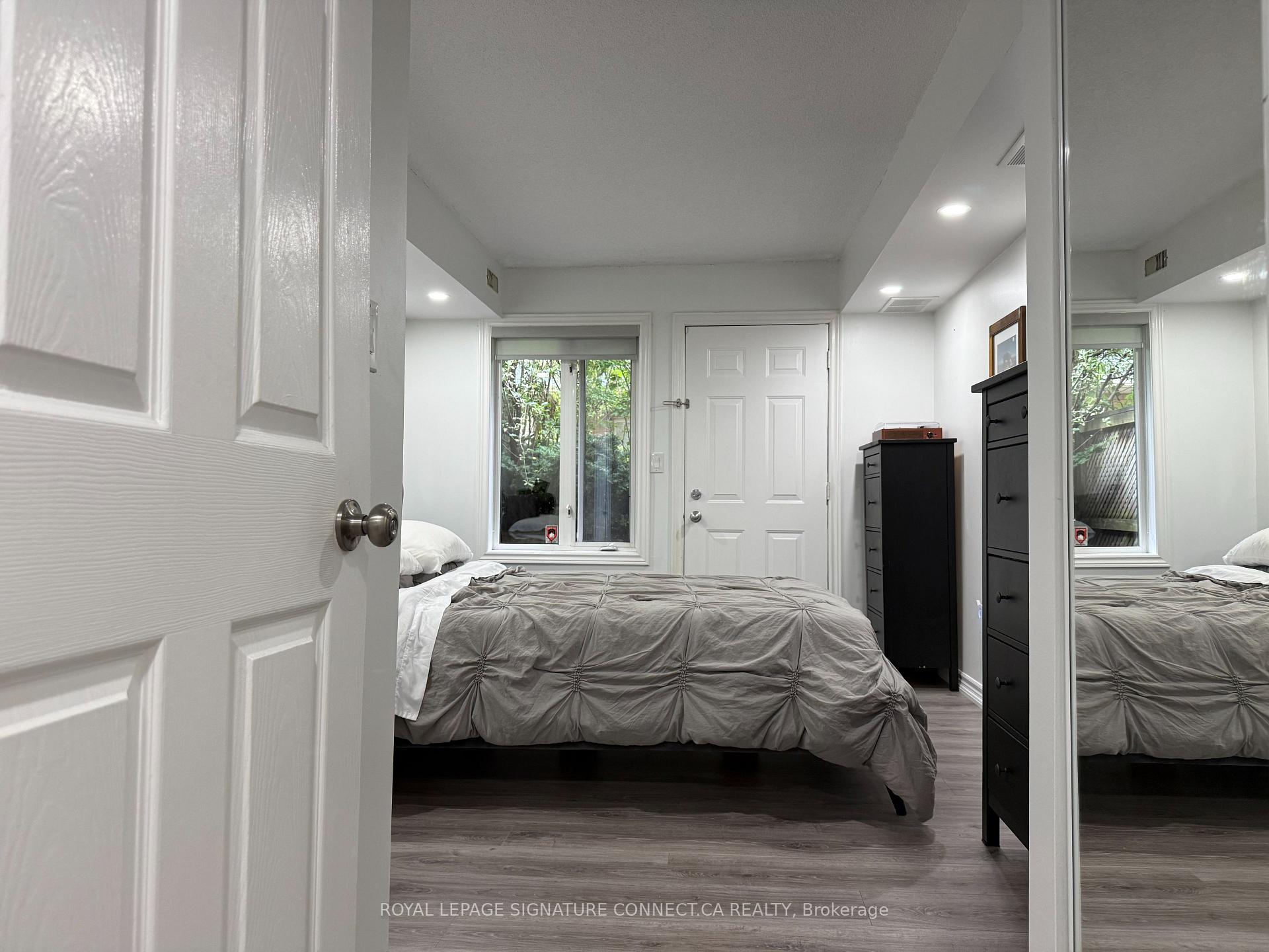 Photo 12 of Unit TH39, 208 Niagara Street, Toronto, Niagara — HOMEH