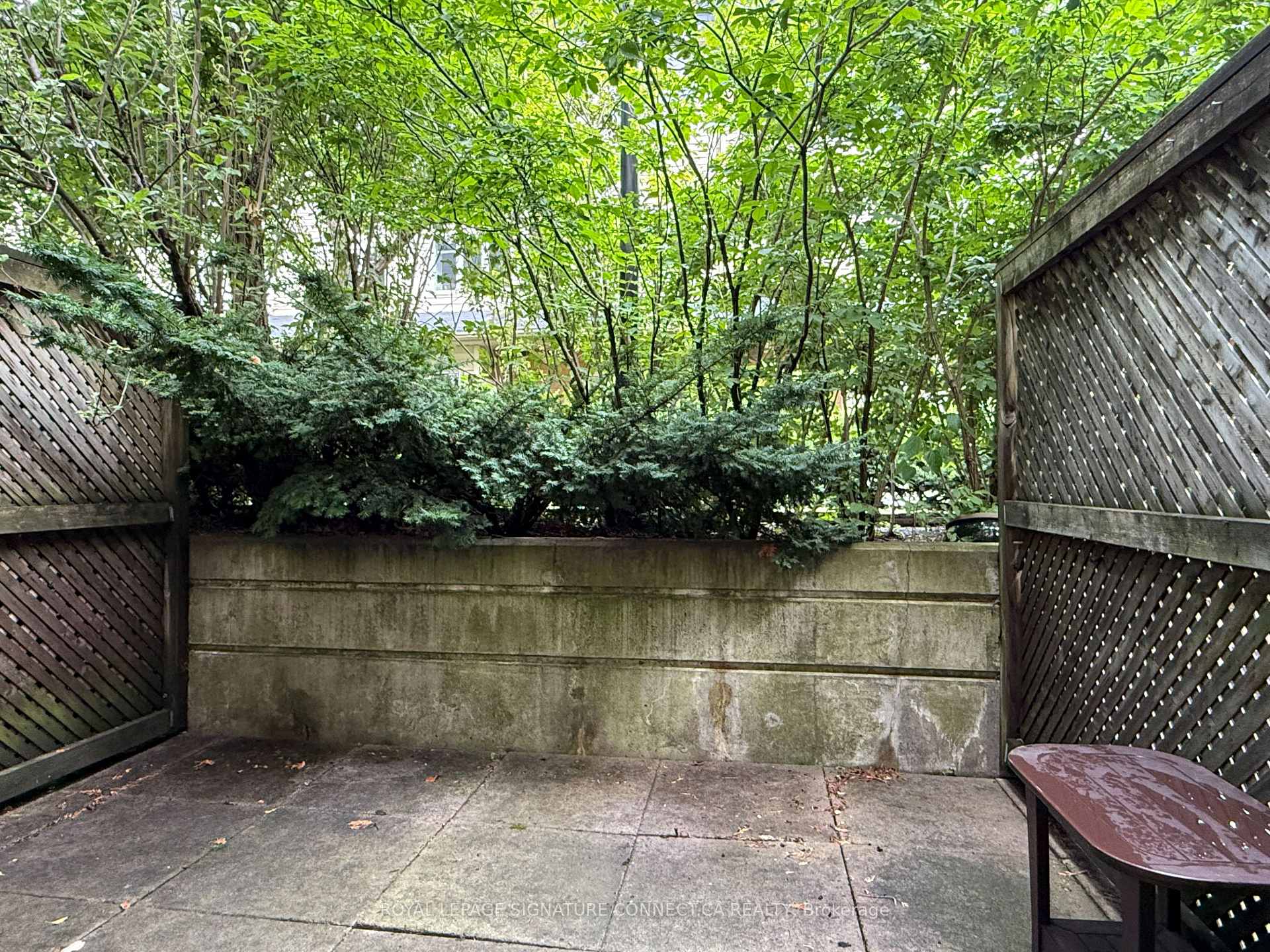 Photo 16 of Unit TH39, 208 Niagara Street, Toronto, Niagara — HOMEH