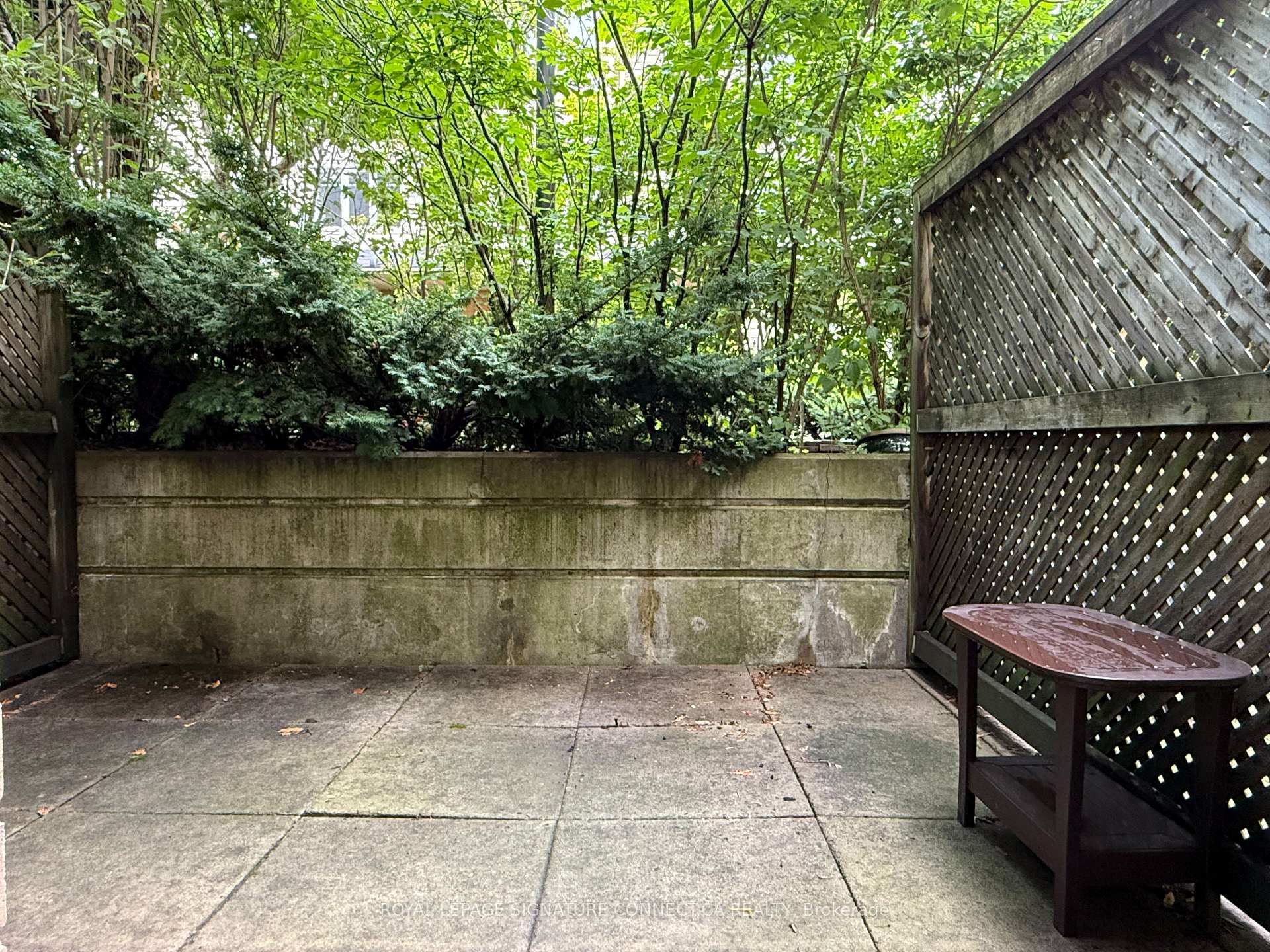 Photo 17 of Unit TH39, 208 Niagara Street, Toronto, Niagara — HOMEH