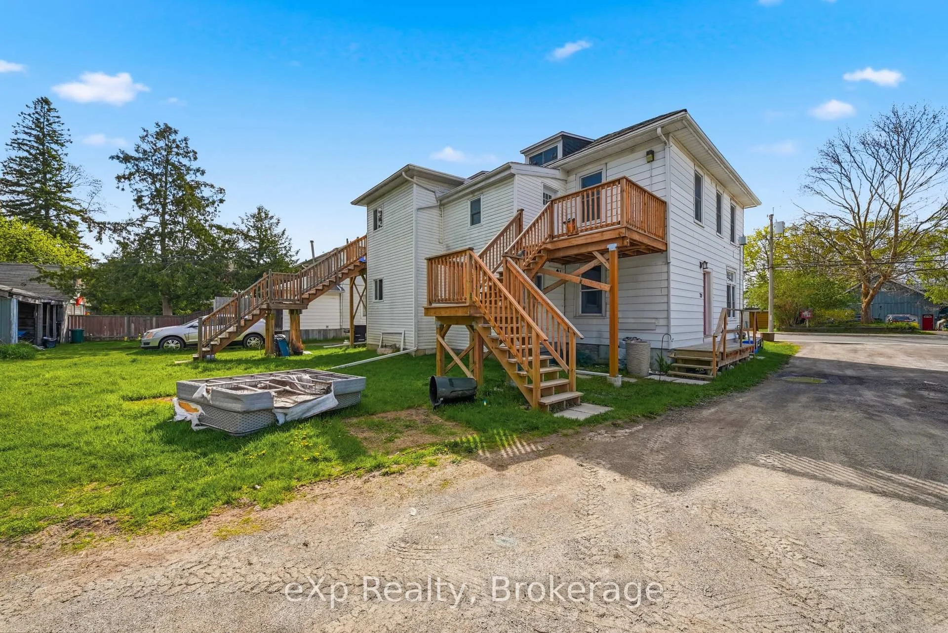 Photo 26 of 20 Charlotte Street, Belleville, Belleville Ward — HOMEH
