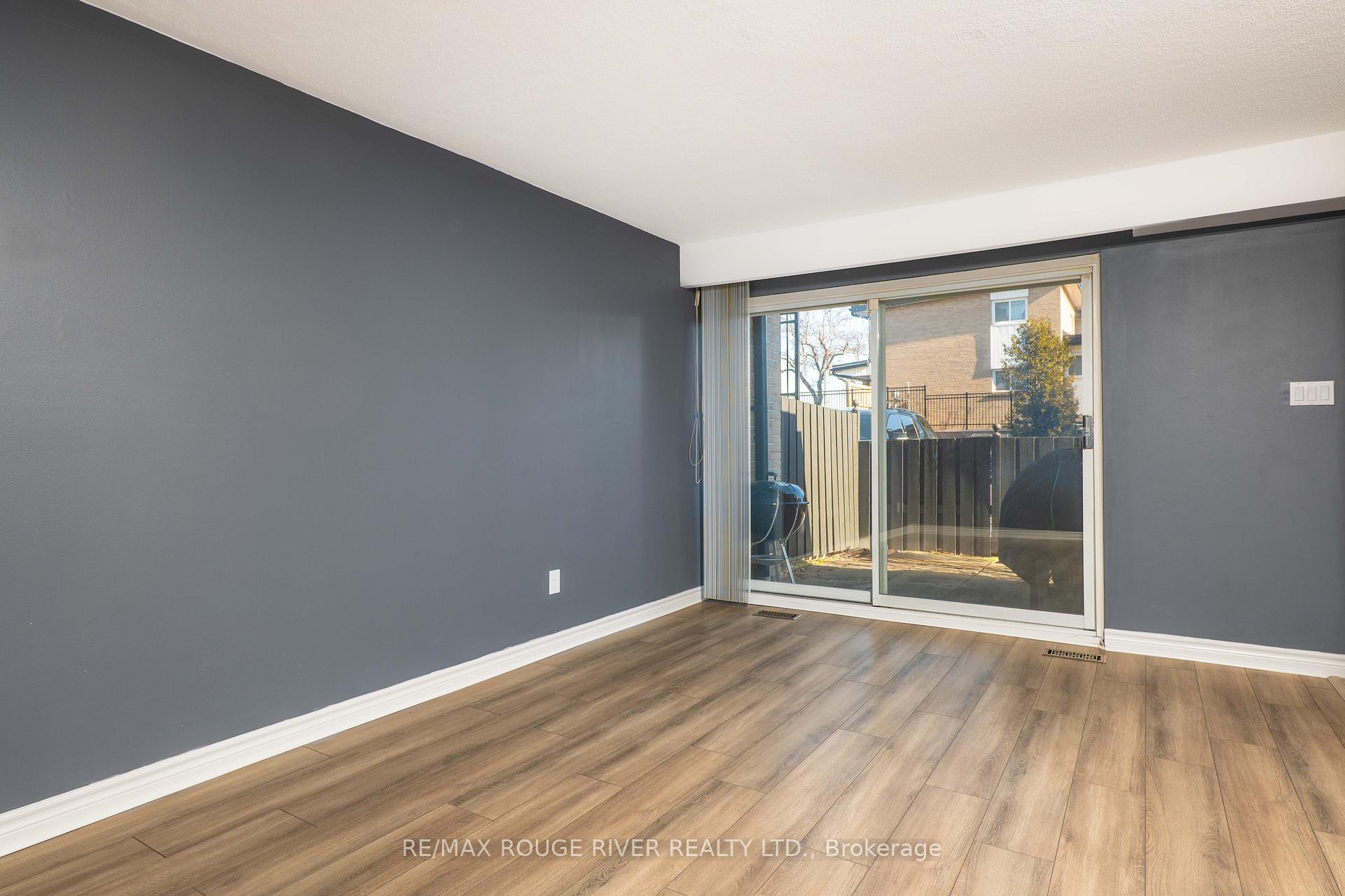 Photo 10 of Unit 27, 925 Bayly Street, Pickering, West Shore — HOMEH