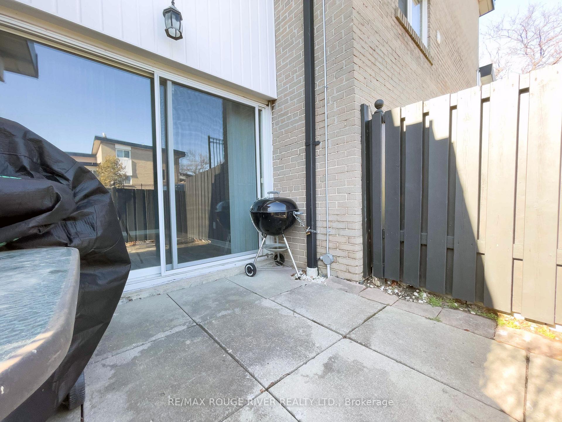 Photo 15 of Unit 27, 925 Bayly Street, Pickering, West Shore — HOMEH