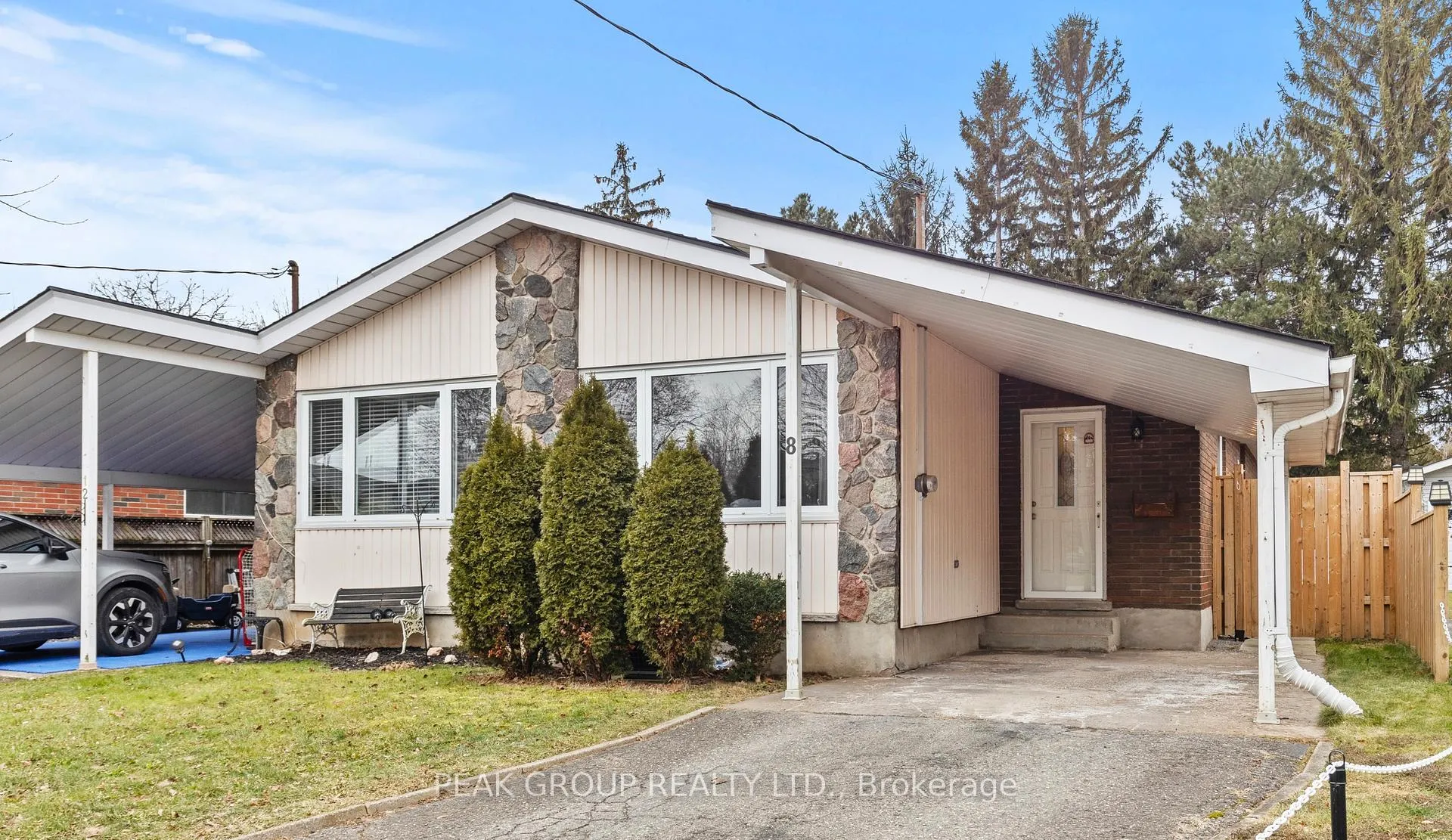 Photo 1 of 8 Holden Street, St. Catharines, Fairview — HOMEH