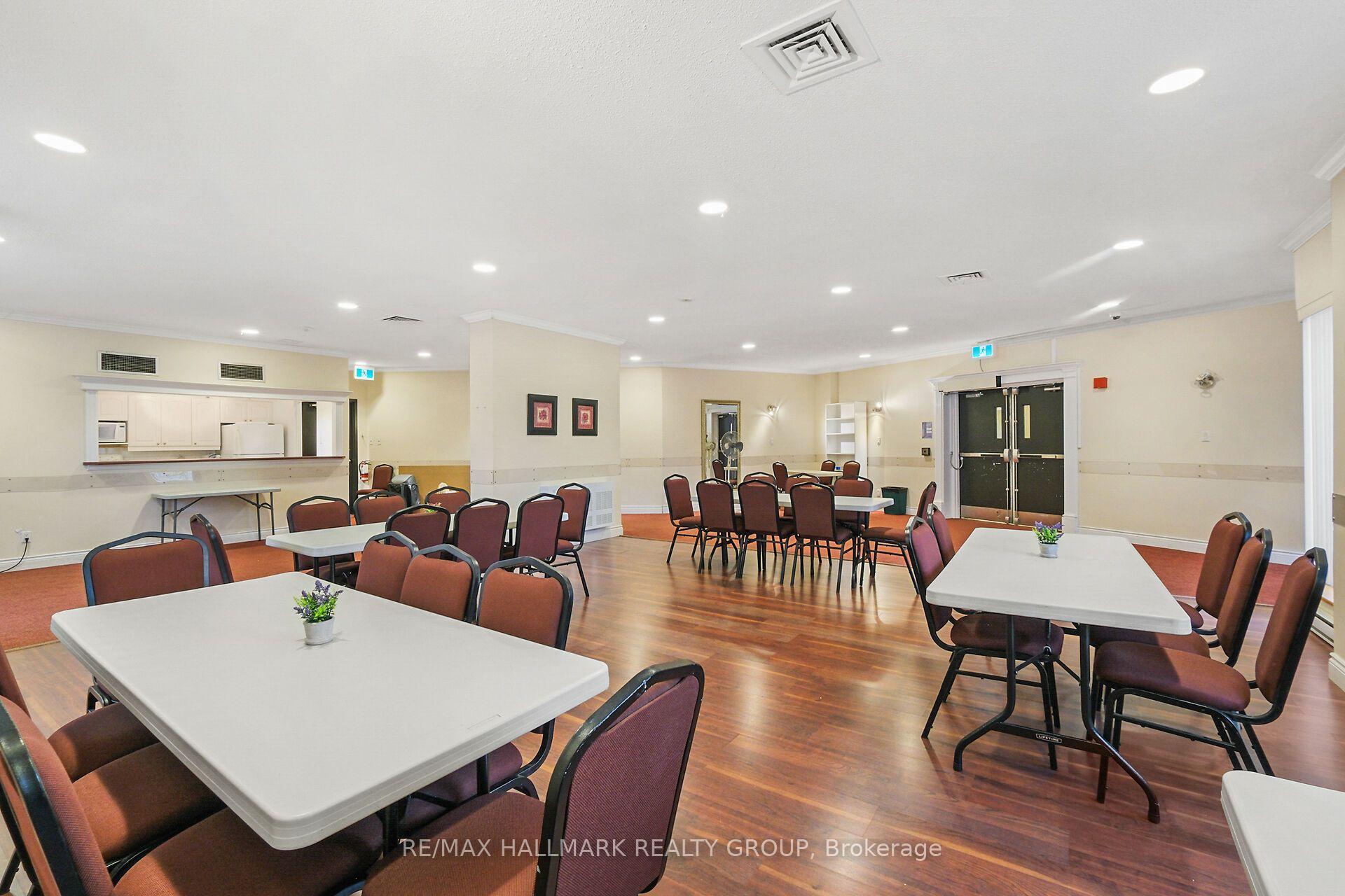 Photo 5 of Unit 210, 900 Dynes Road, Ottawa, Carleton Square — HOMEH