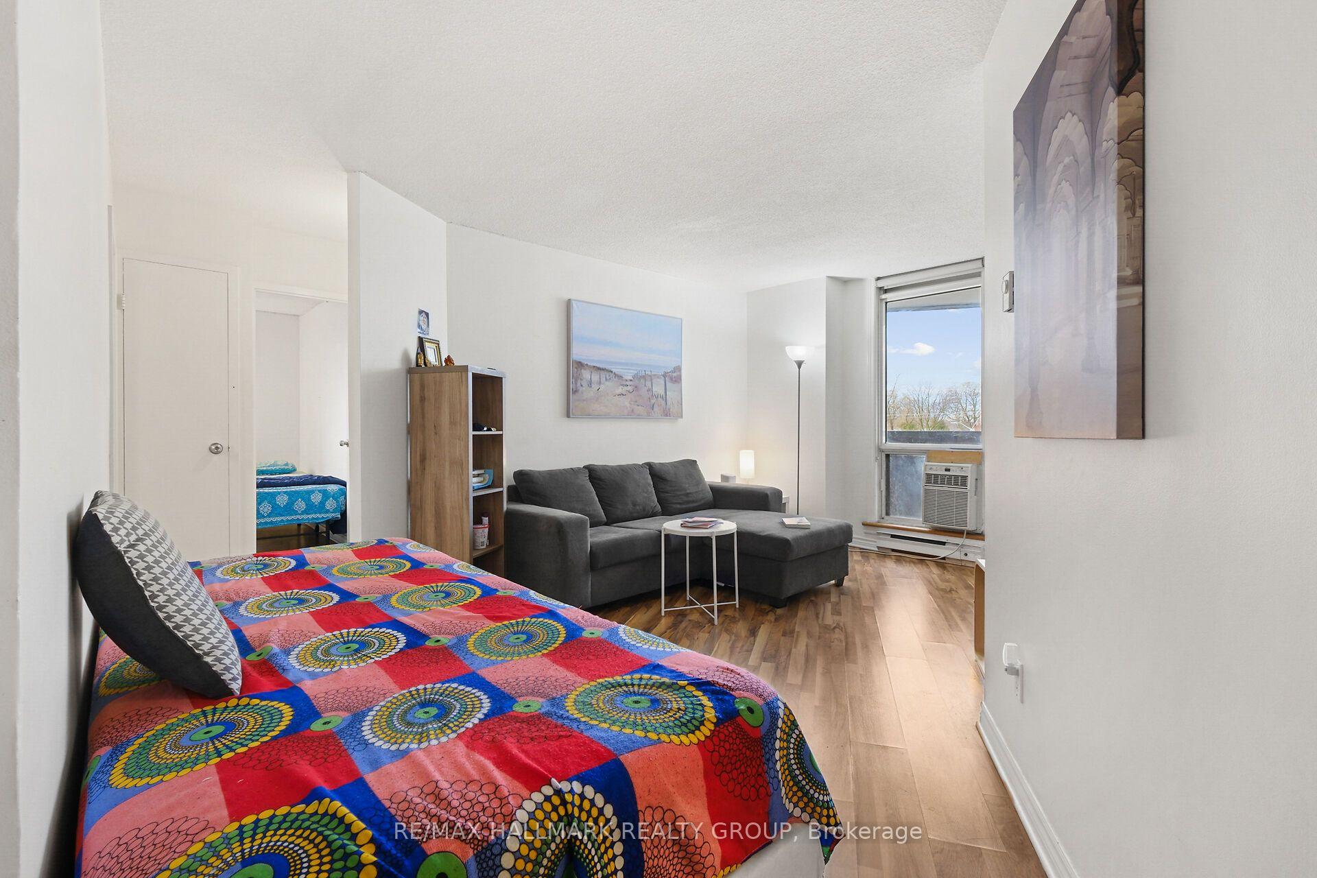 Photo 8 of Unit 210, 900 Dynes Road, Ottawa, Carleton Square — HOMEH
