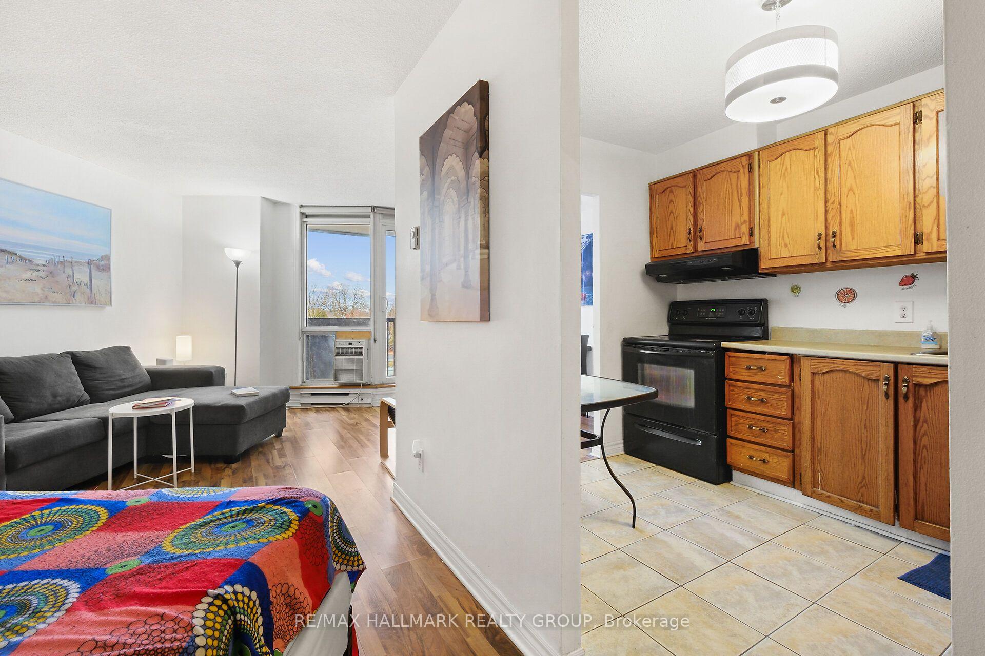 Photo 9 of Unit 210, 900 Dynes Road, Ottawa, Carleton Square — HOMEH