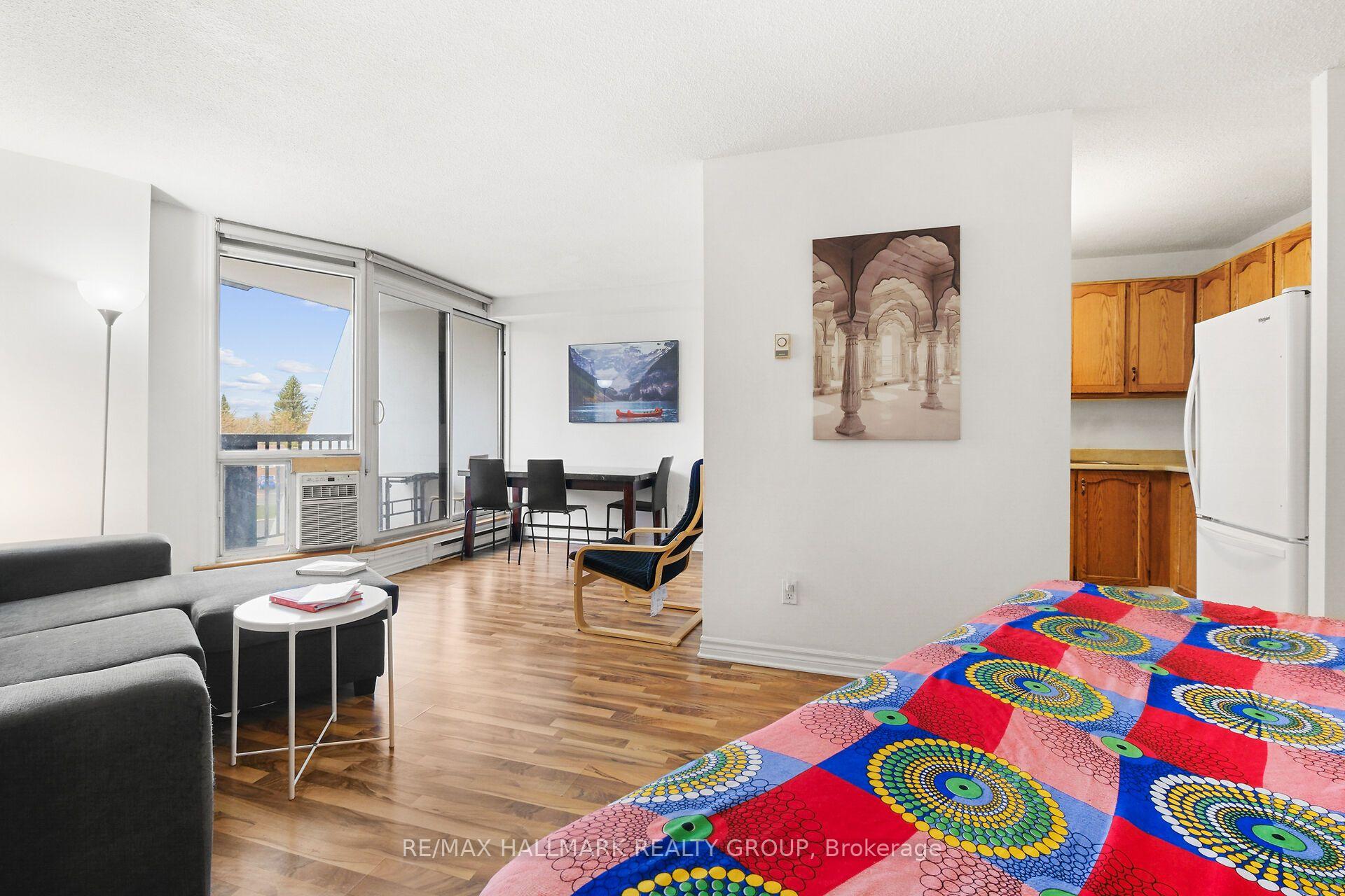 Photo 10 of Unit 210, 900 Dynes Road, Ottawa, Carleton Square — HOMEH