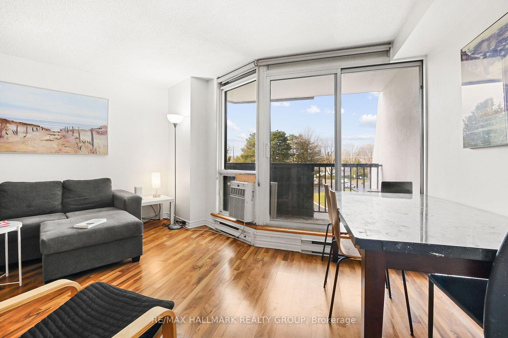 Photo 15 of Unit 210, 900 Dynes Road, Ottawa, Carleton Square — HOMEH