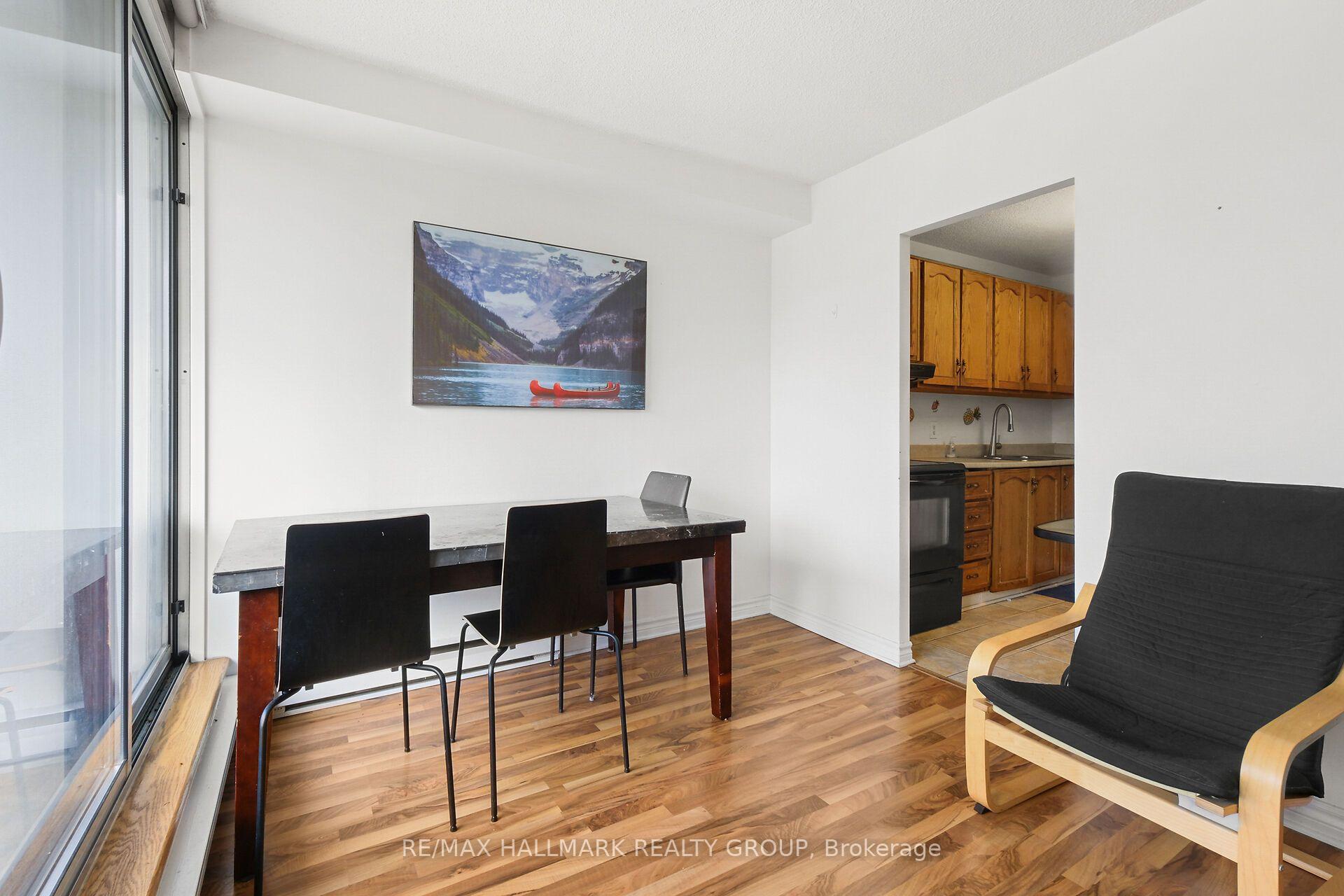 Photo 17 of Unit 210, 900 Dynes Road, Ottawa, Carleton Square — HOMEH