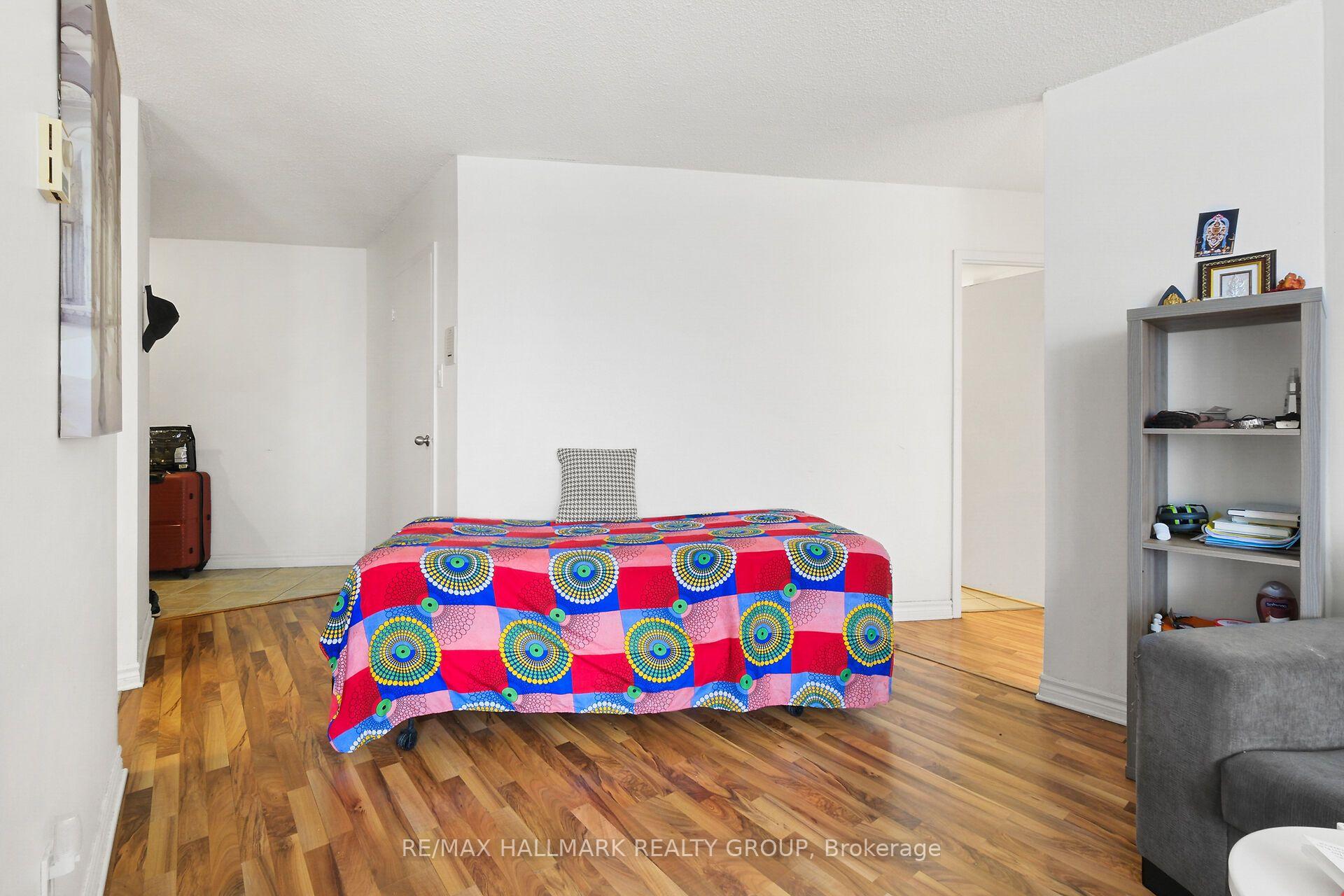 Photo 18 of Unit 210, 900 Dynes Road, Ottawa, Carleton Square — HOMEH