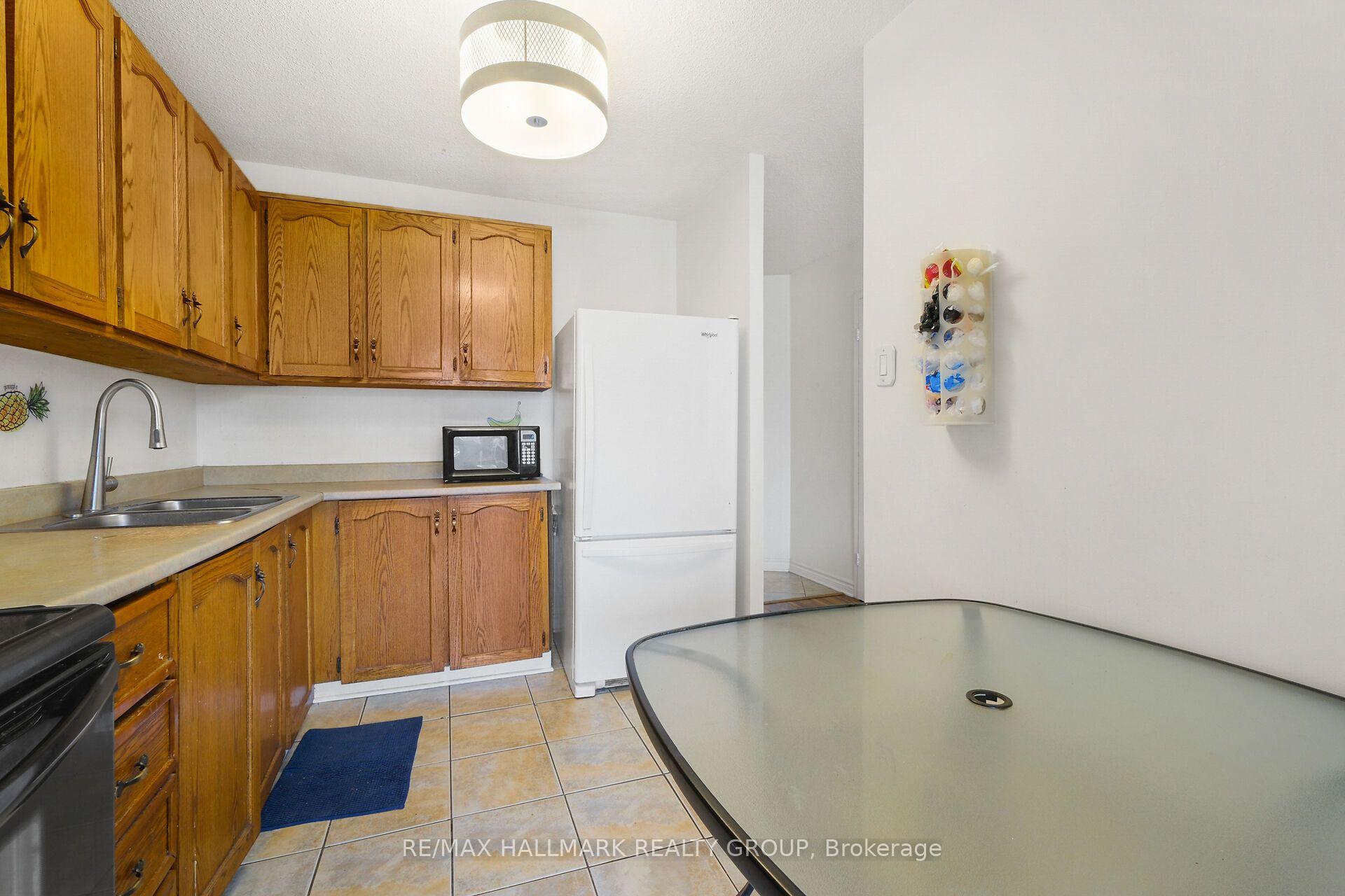 Photo 21 of Unit 210, 900 Dynes Road, Ottawa, Carleton Square — HOMEH