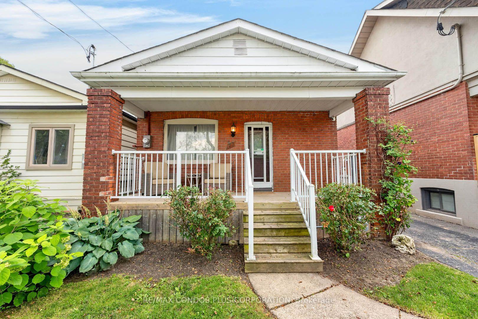 Photo 1 of 77 Fifth Street, Etobicoke, New Toronto — HOMEH