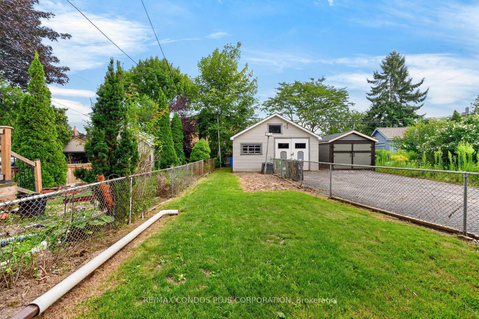 Photo 30 of 77 Fifth Street, Etobicoke, New Toronto — HOMEH