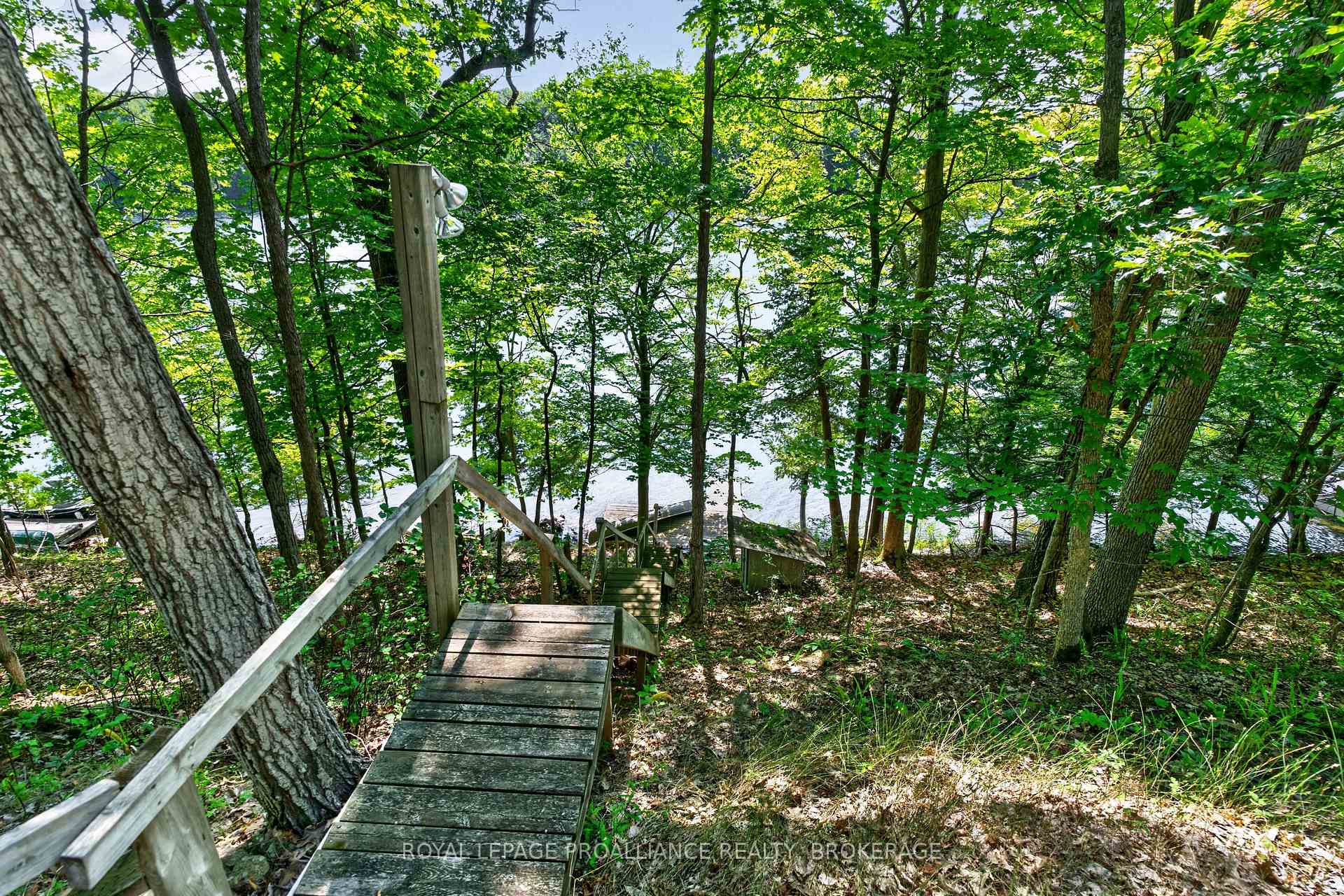 Photo 9 of 20 Porcupine Island, Frontenac, Frontenac South — HOMEH