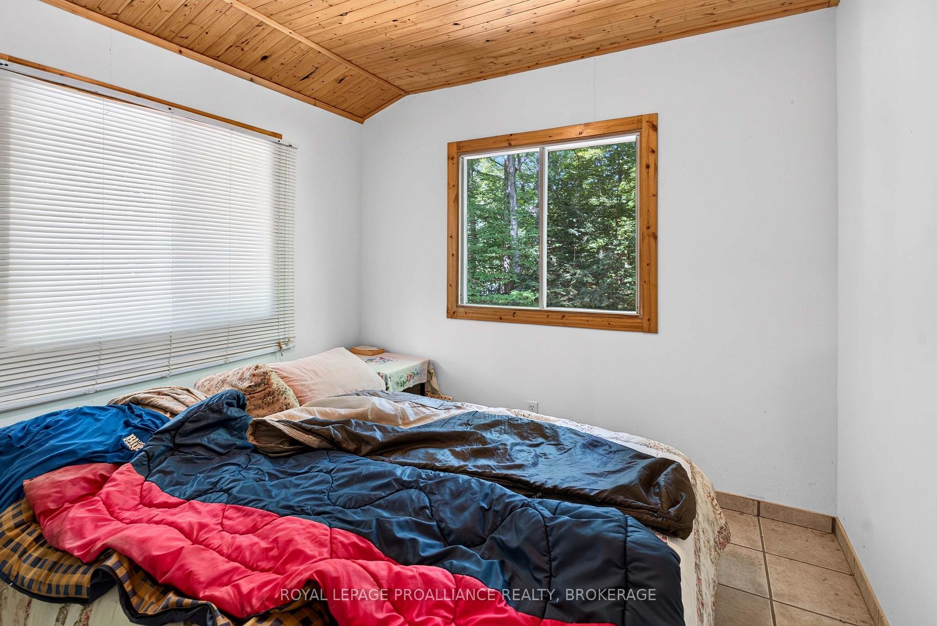 Photo 24 of 20 Porcupine Island, Frontenac, Frontenac South — HOMEH