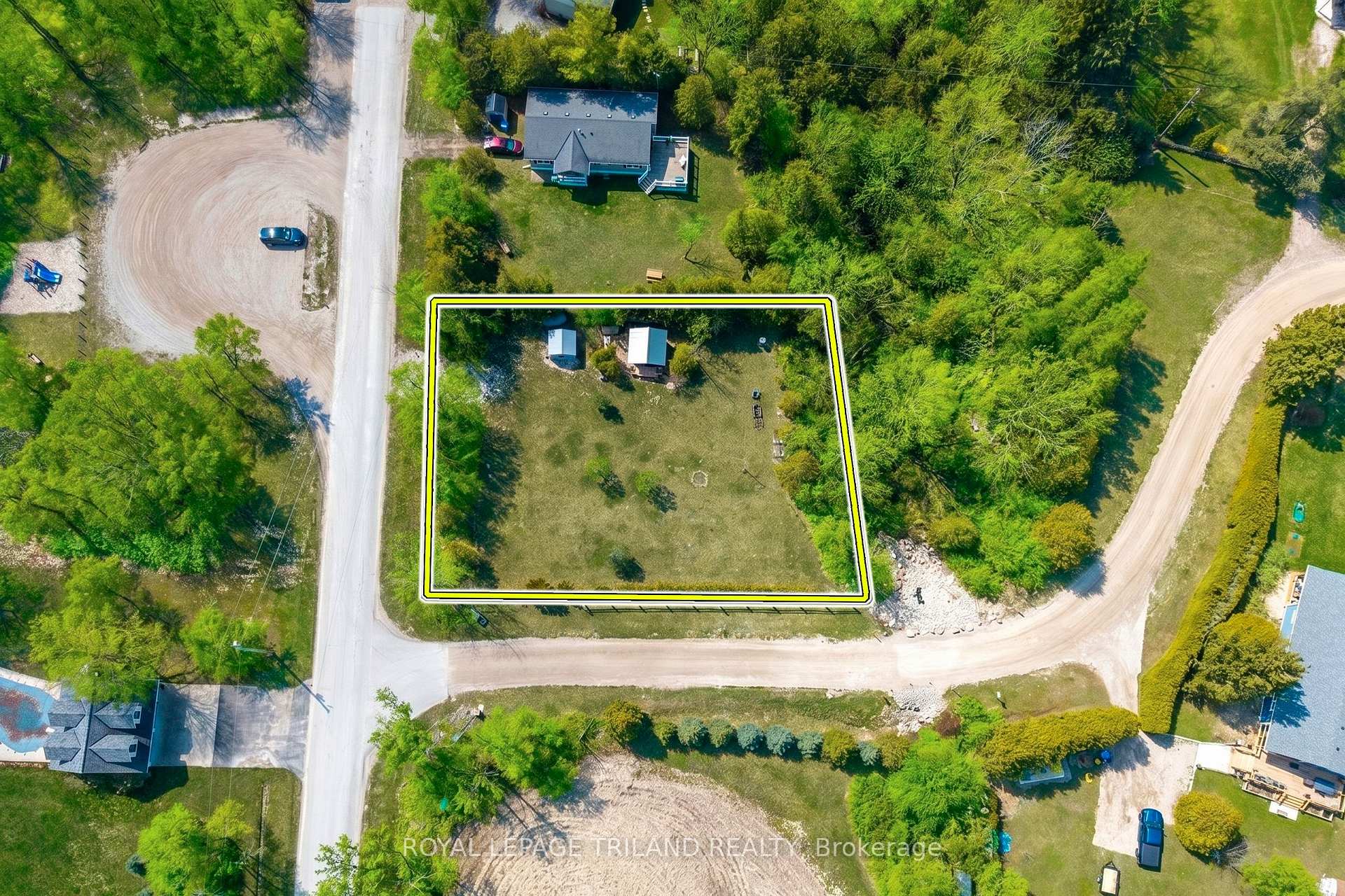 Photo 12 of 33714 Pavilion Road, Bluewater, Stanley — HOMEH