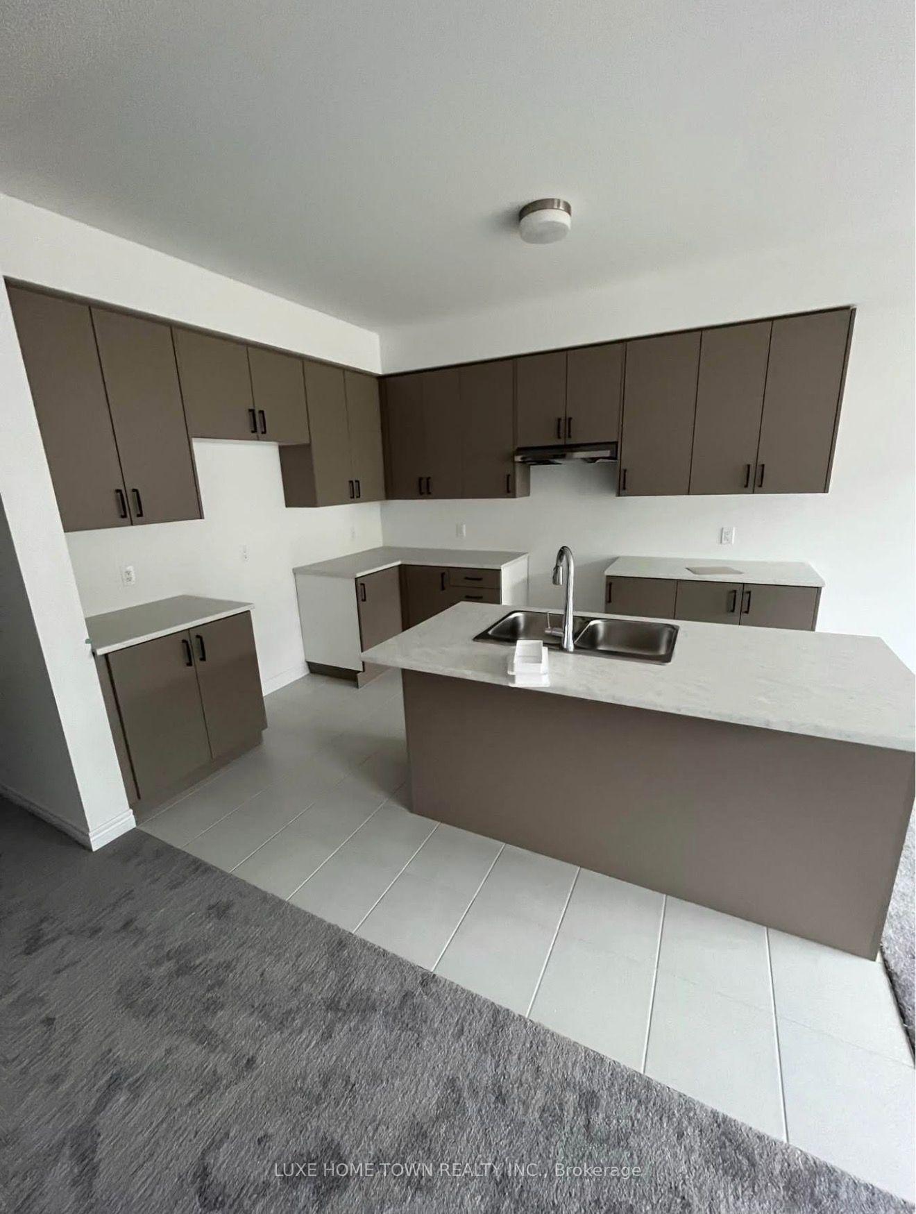 Photo 3 of 203 Farley Road, Centre Wellington, Fergus — HOMEH