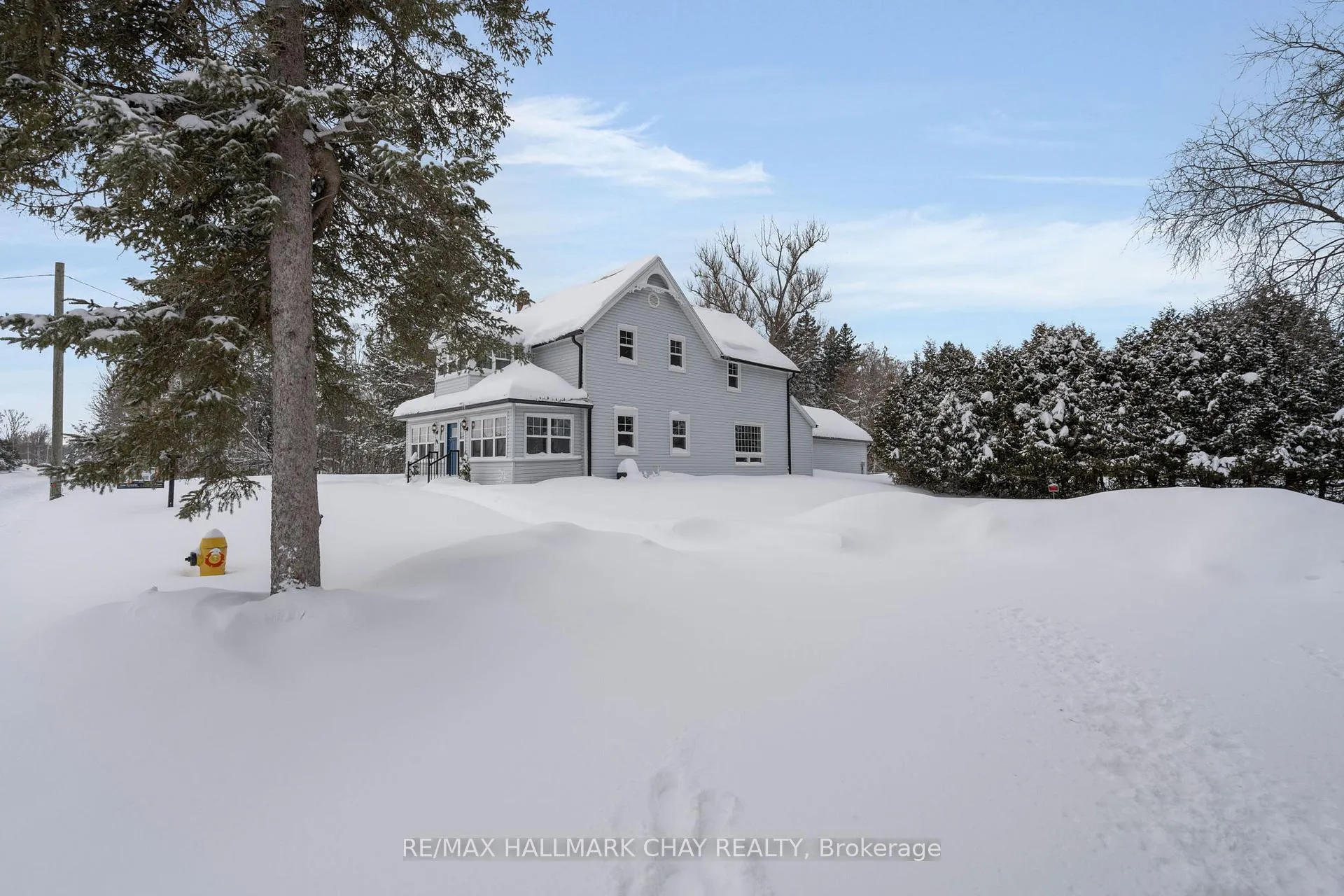 Photo 2 of 86 Mill Street E, Springwater, Hillsdale — HOMEH