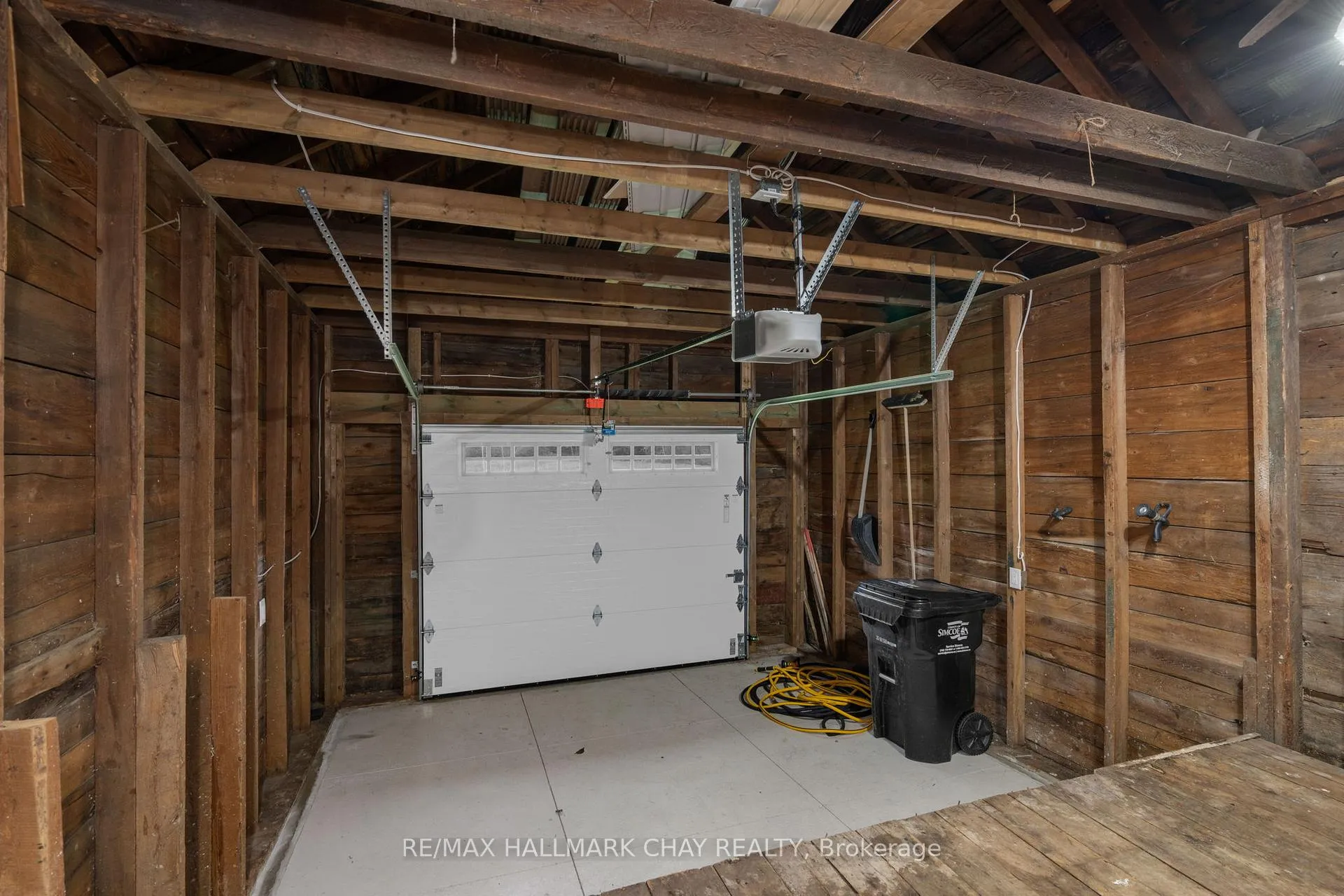 Photo 20 of 86 Mill Street E, Springwater, Hillsdale — HOMEH