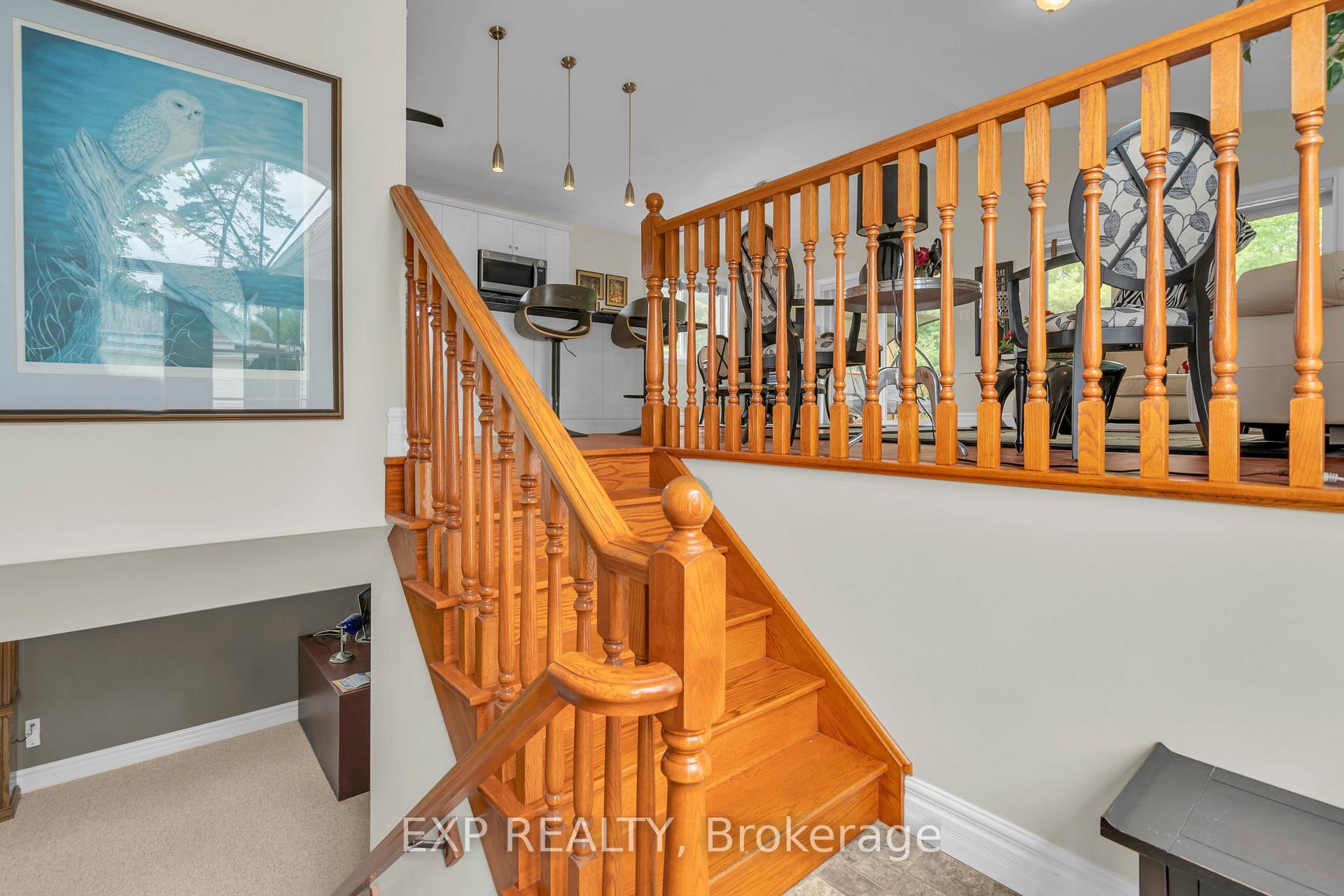 Photo 5 of 21 Sunnidale Boulevard, Georgina, Sutton & Jackson's Point — HOMEH