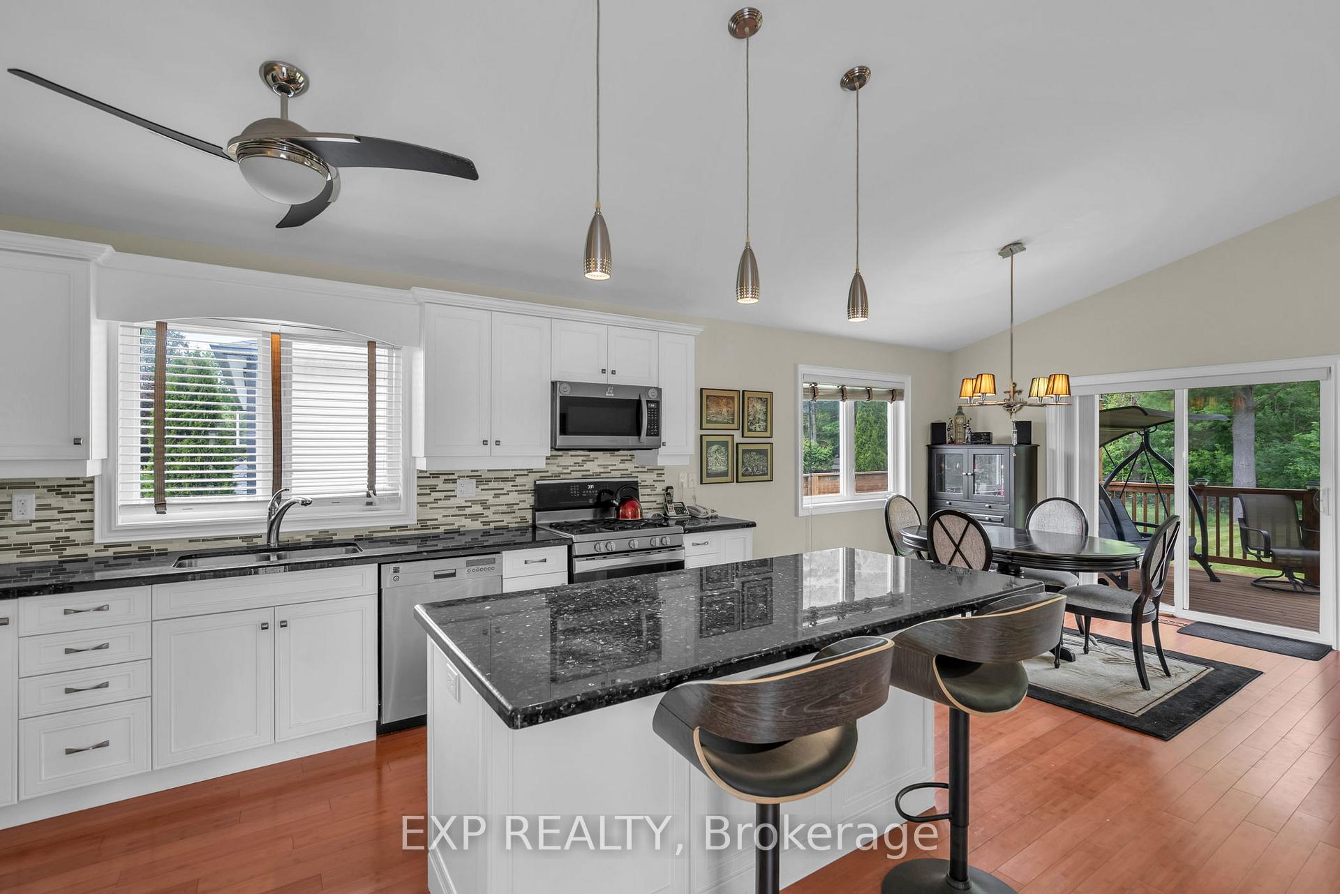 Photo 7 of 21 Sunnidale Boulevard, Georgina, Sutton & Jackson's Point — HOMEH