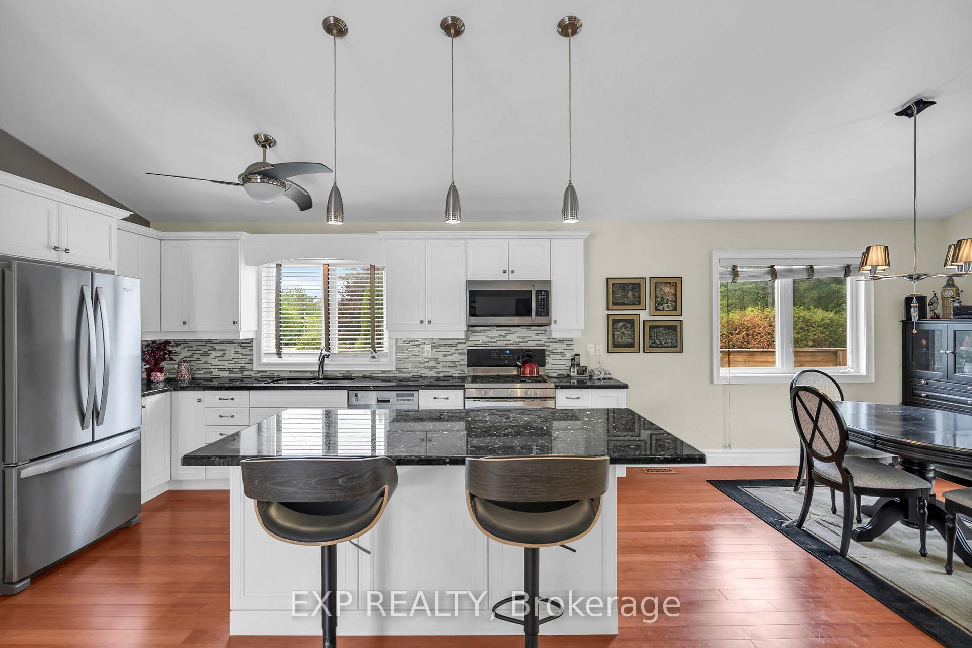 Photo 8 of 21 Sunnidale Boulevard, Georgina, Sutton & Jackson's Point — HOMEH