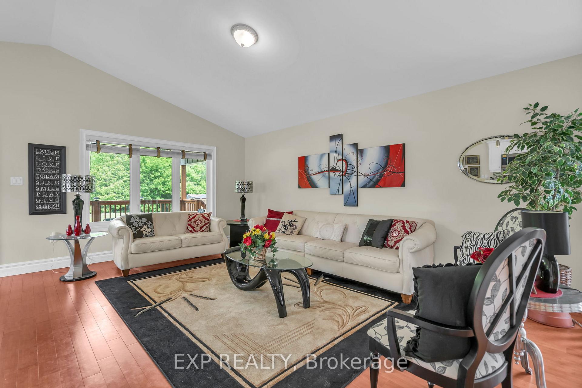 Photo 18 of 21 Sunnidale Boulevard, Georgina, Sutton & Jackson's Point — HOMEH