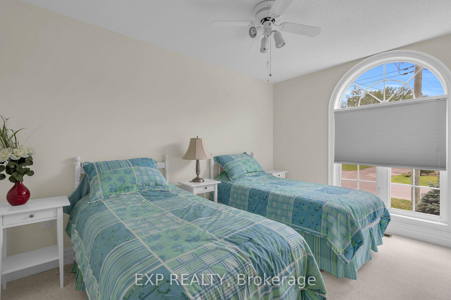 Photo 22 of 21 Sunnidale Boulevard, Georgina, Sutton & Jackson's Point — HOMEH